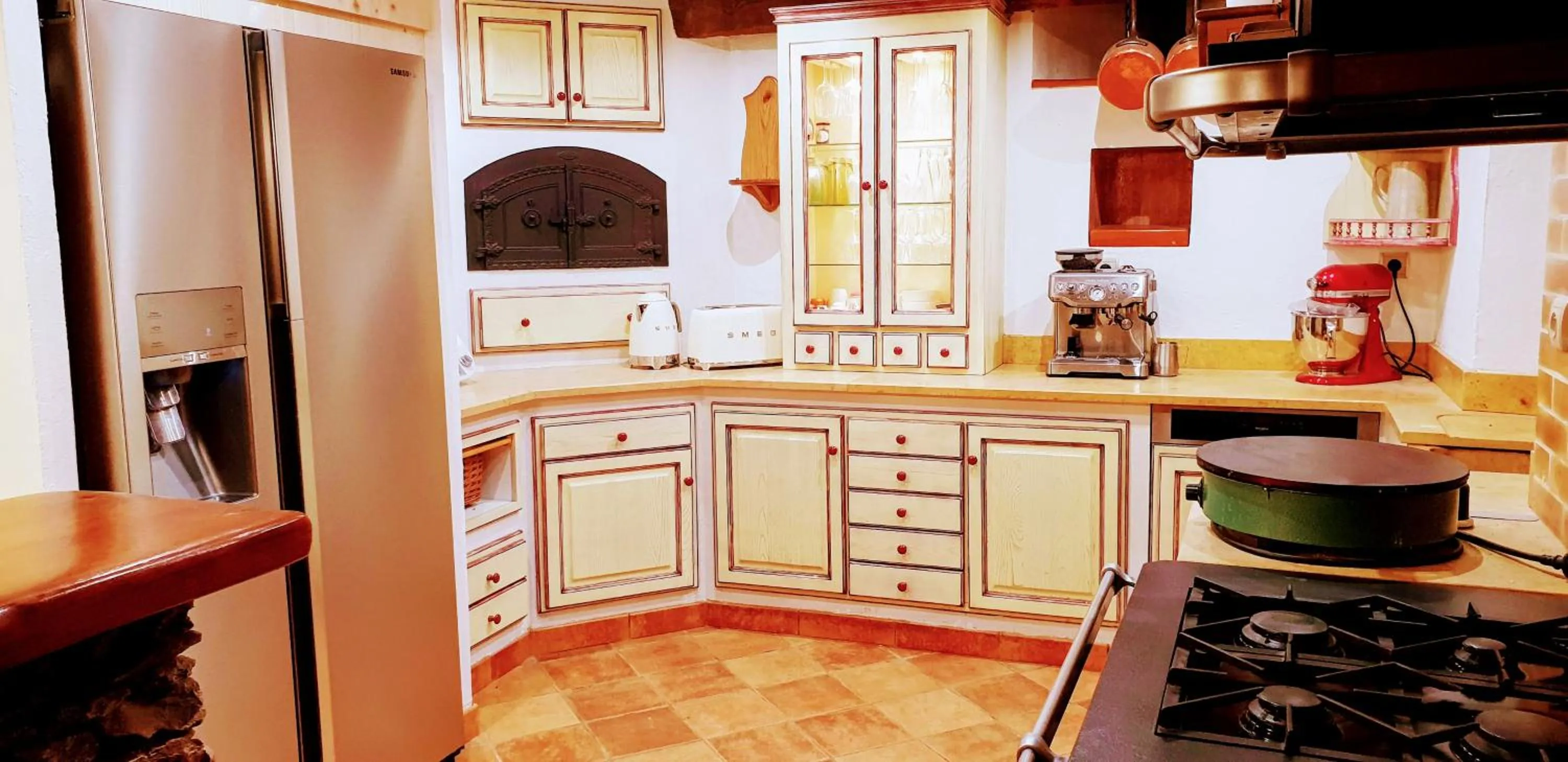 Kitchen or kitchenette in La Bergerie de Louvie