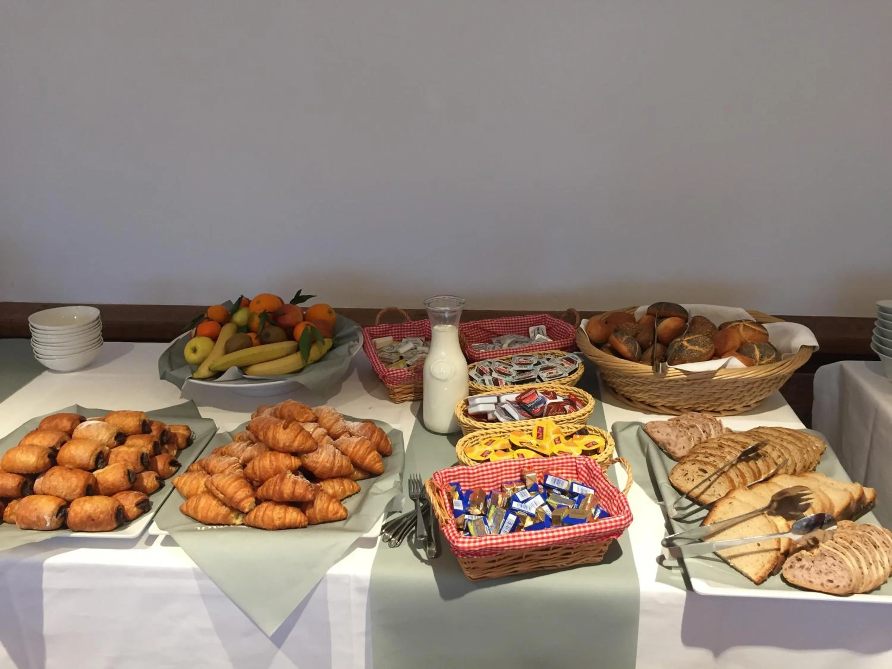 Buffet breakfast in Hotel Reich am Ebnisee