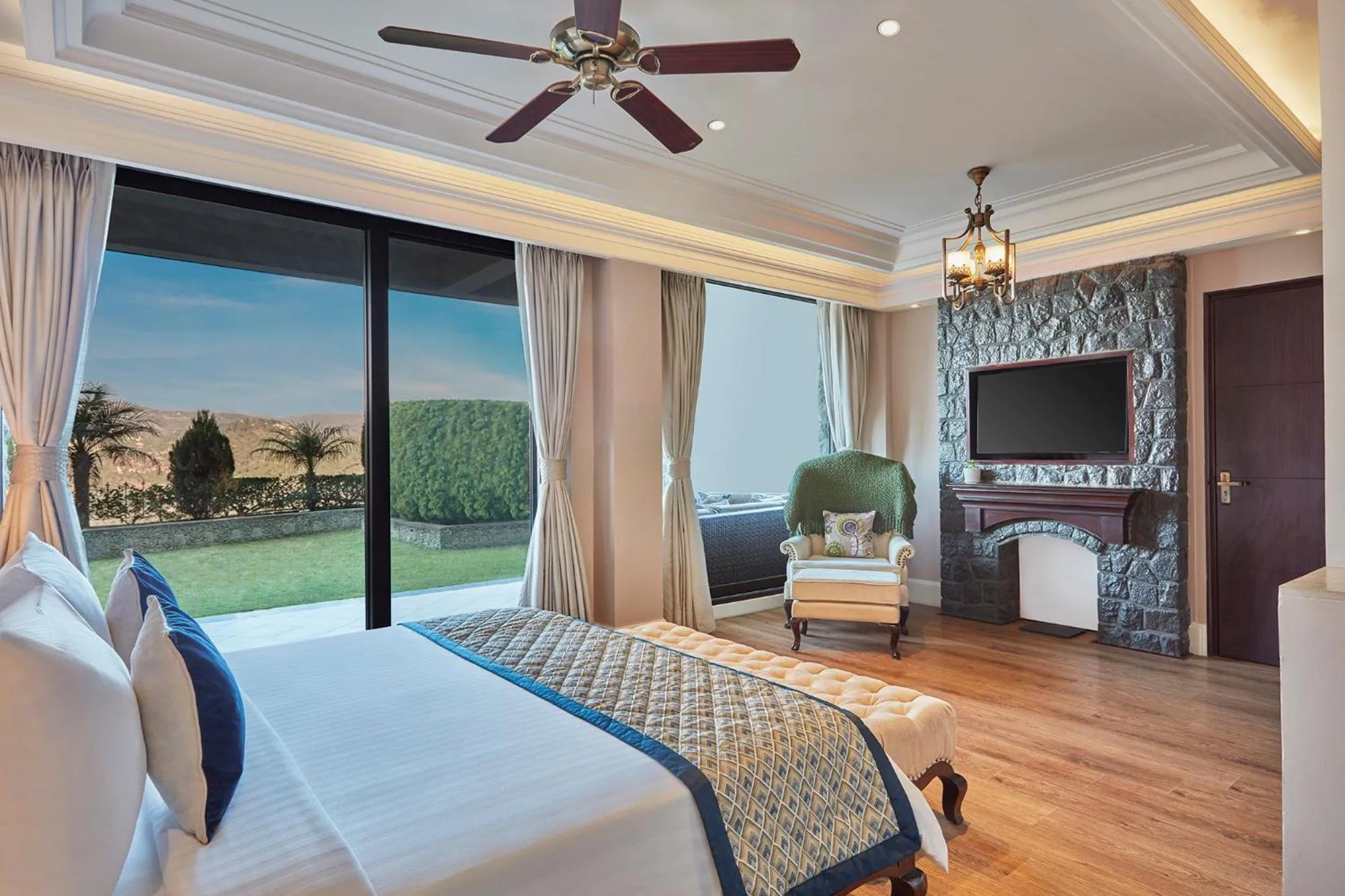 Bed in Fortune Select Forest Hill, Kasauli - Member ITC Hotels' Group