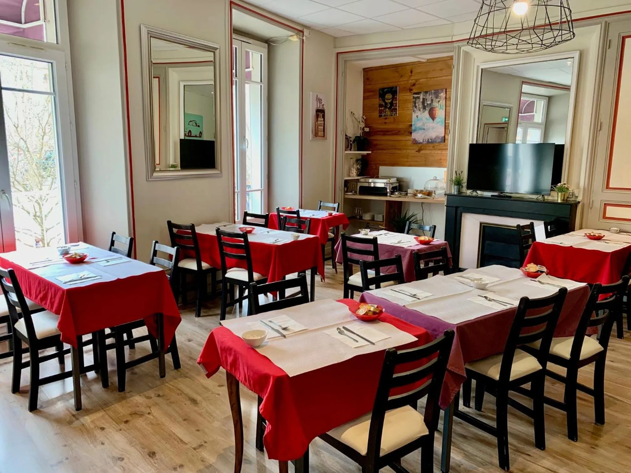 Breakfast in Hôtel du Midi