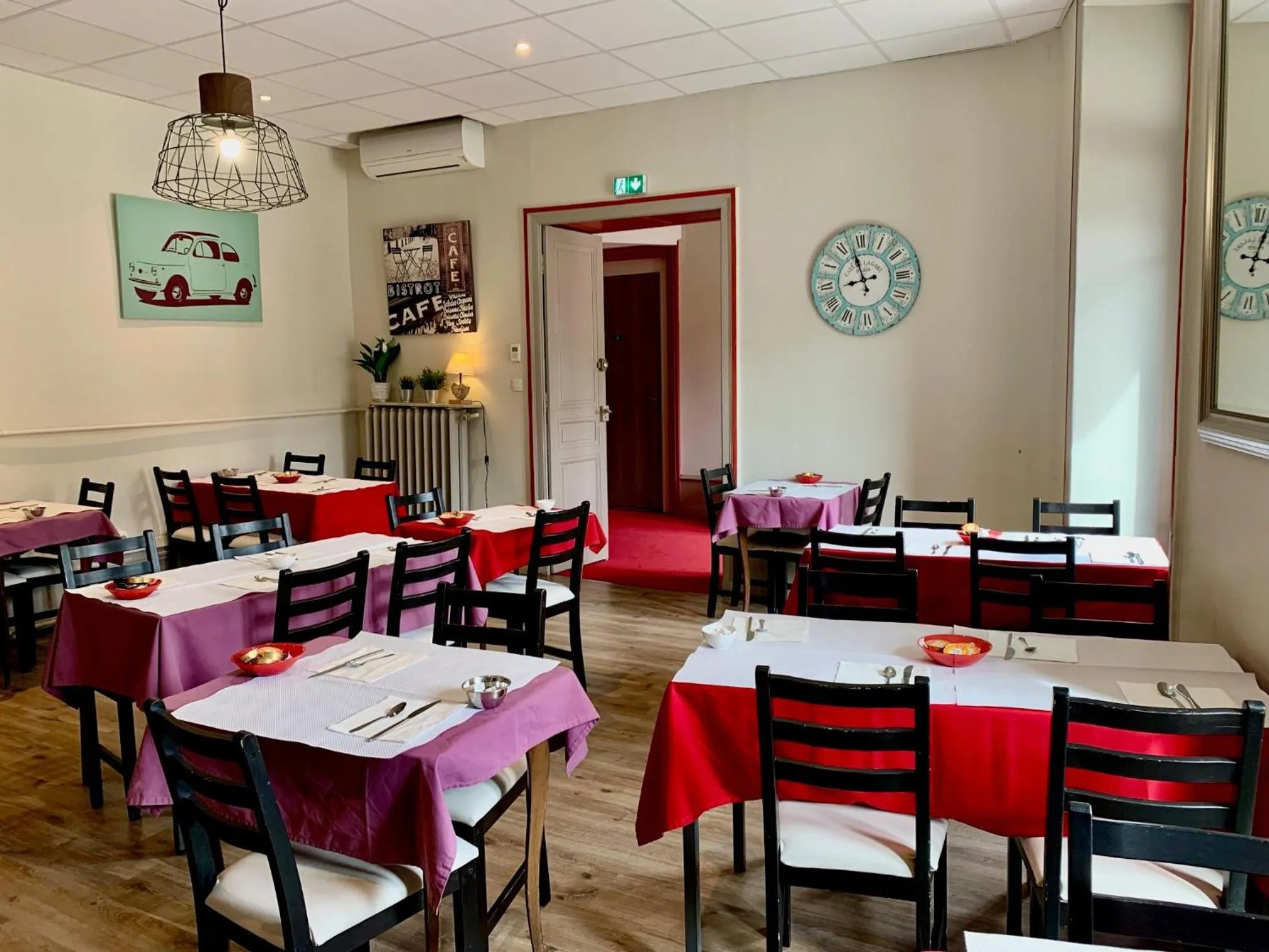 Breakfast in Hôtel du Midi