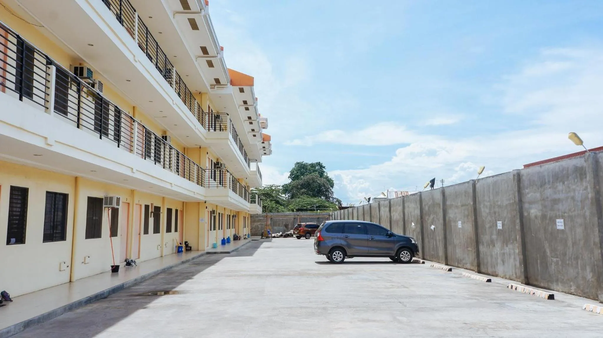 Property building in RedDoorz Plus near Talisay Town Center