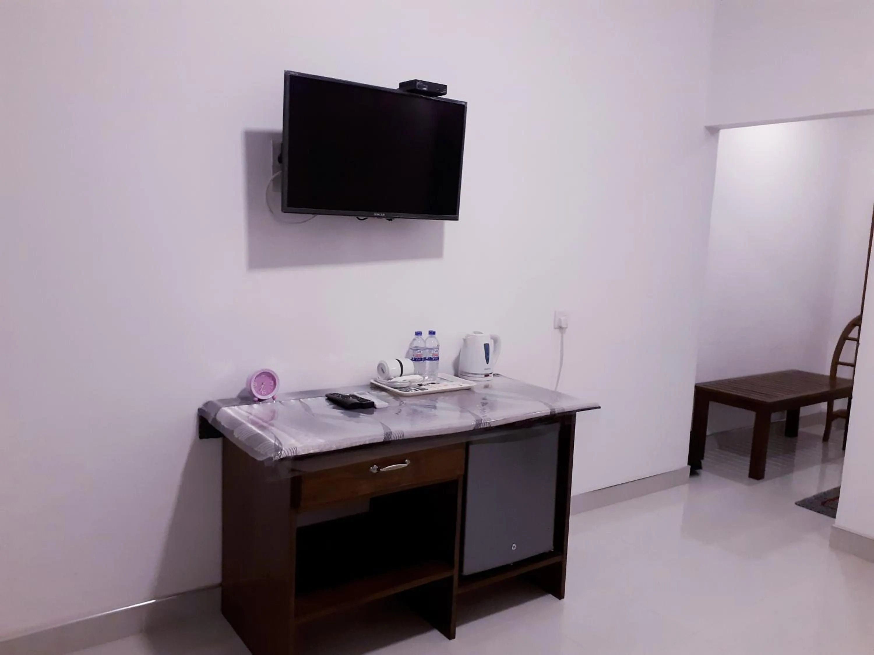 TV and multimedia in Sigiri Hibiscus Villa