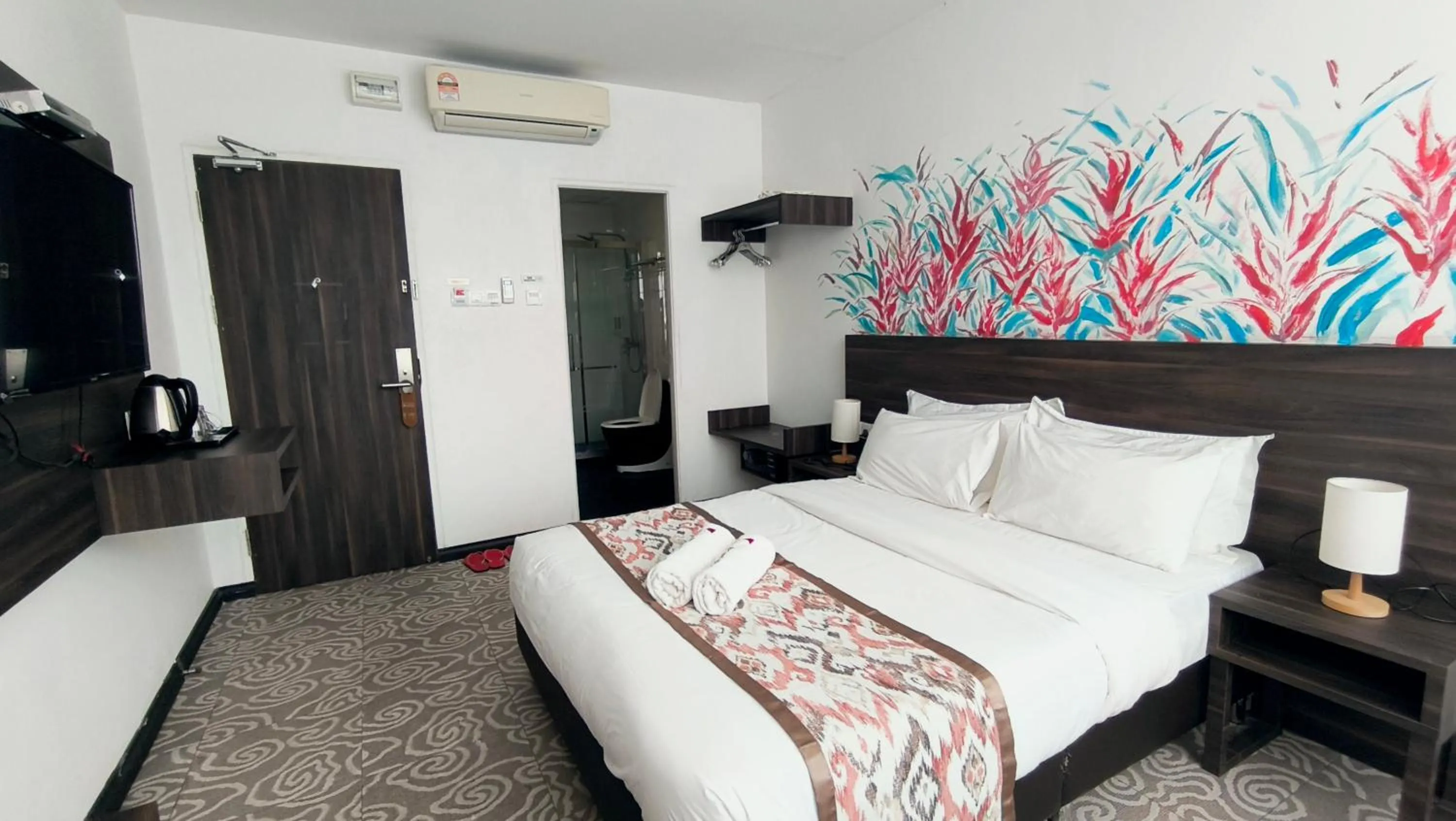 Bedroom, Bed in Natol Hotel
