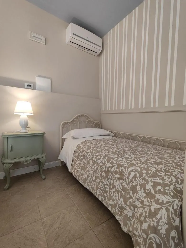 Bed in Garda Relais Antica Romelia