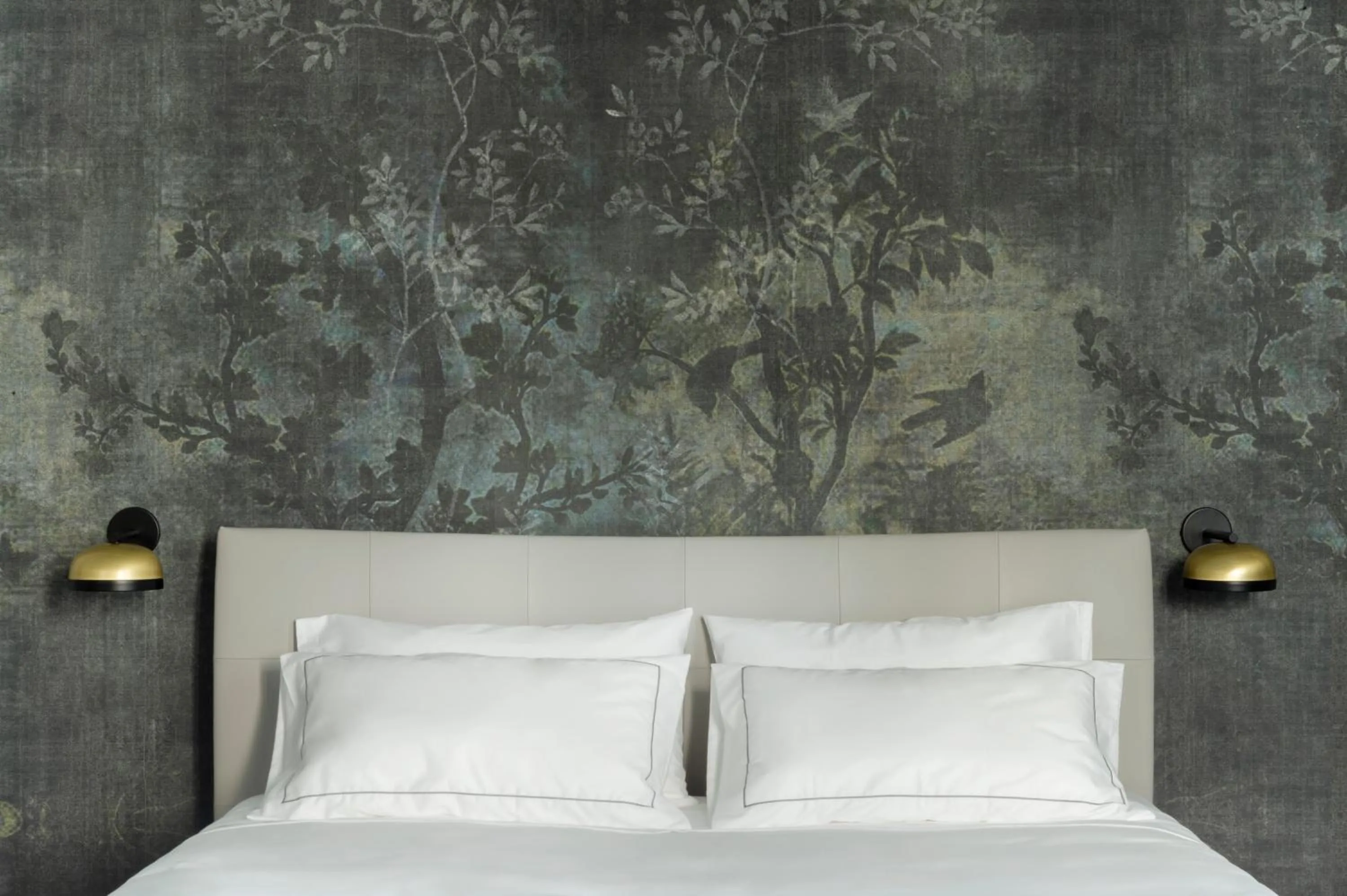 Bed in Butterfly Verona