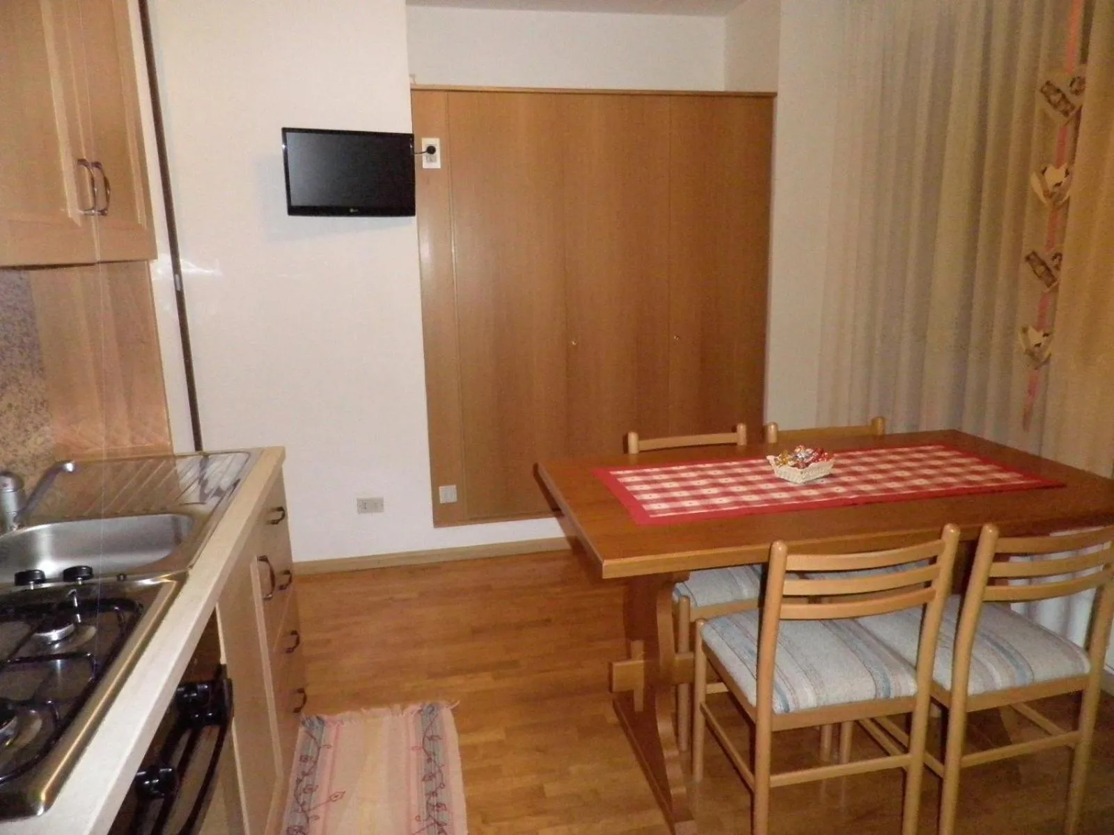 Dining area in Appartamenti Nigritella