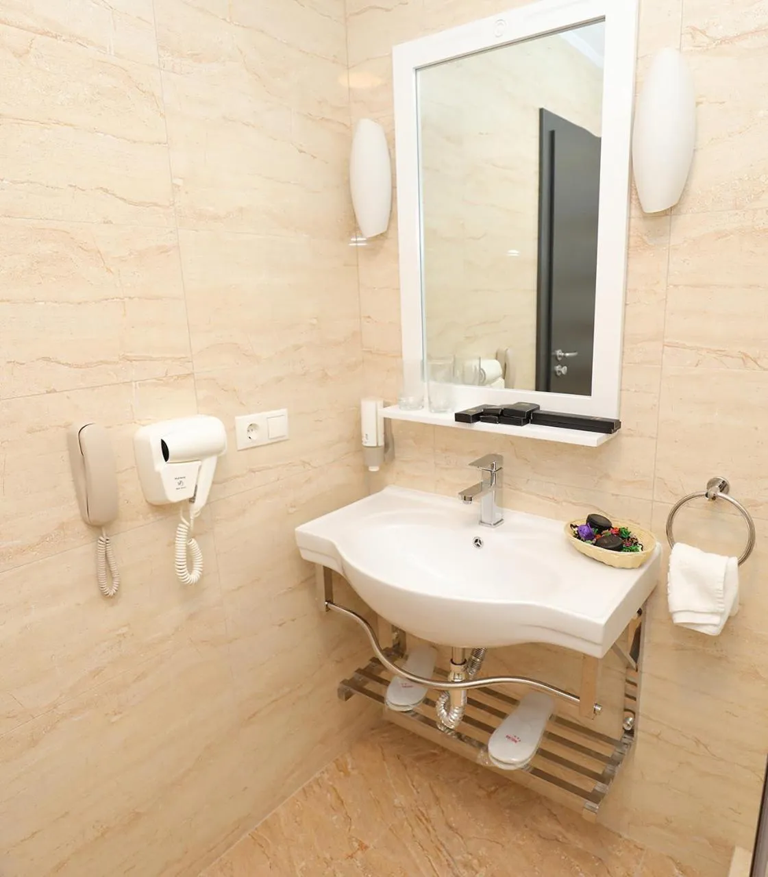 Bathroom in MELISS EVENTS