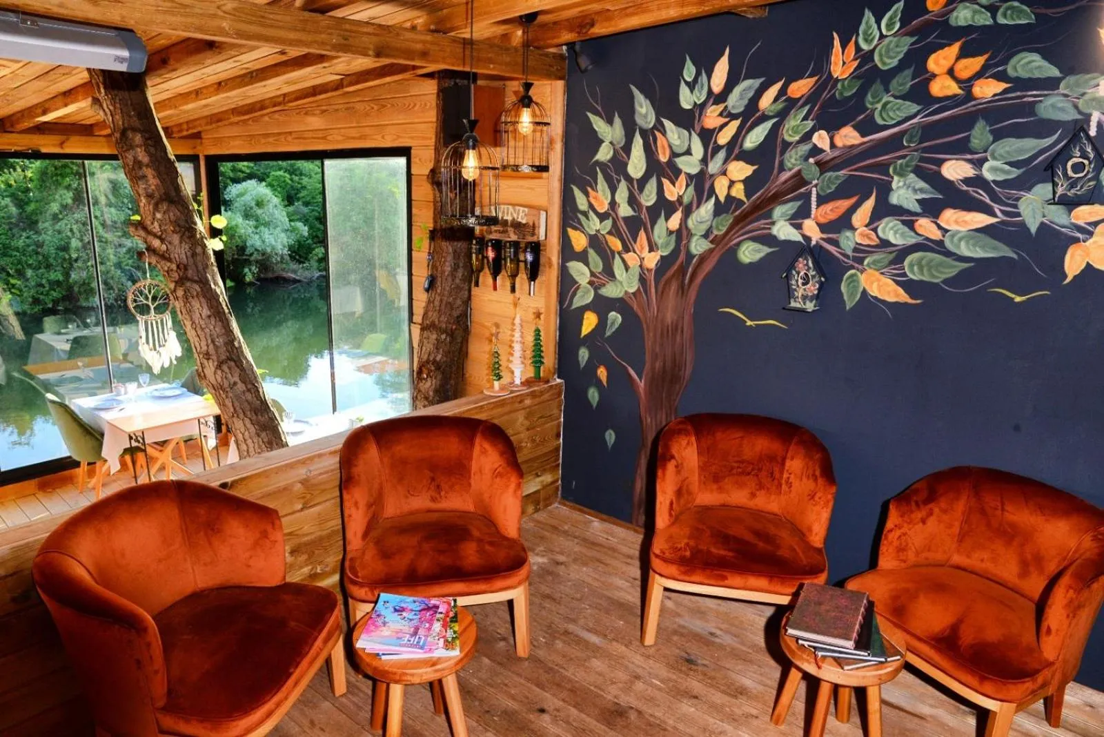 Beyaz Ev Agva - Adult only +15