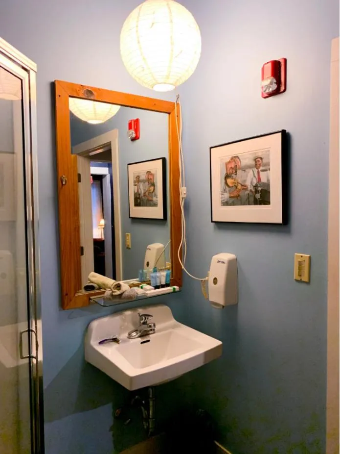 Bathroom in Blue Moon Guest House