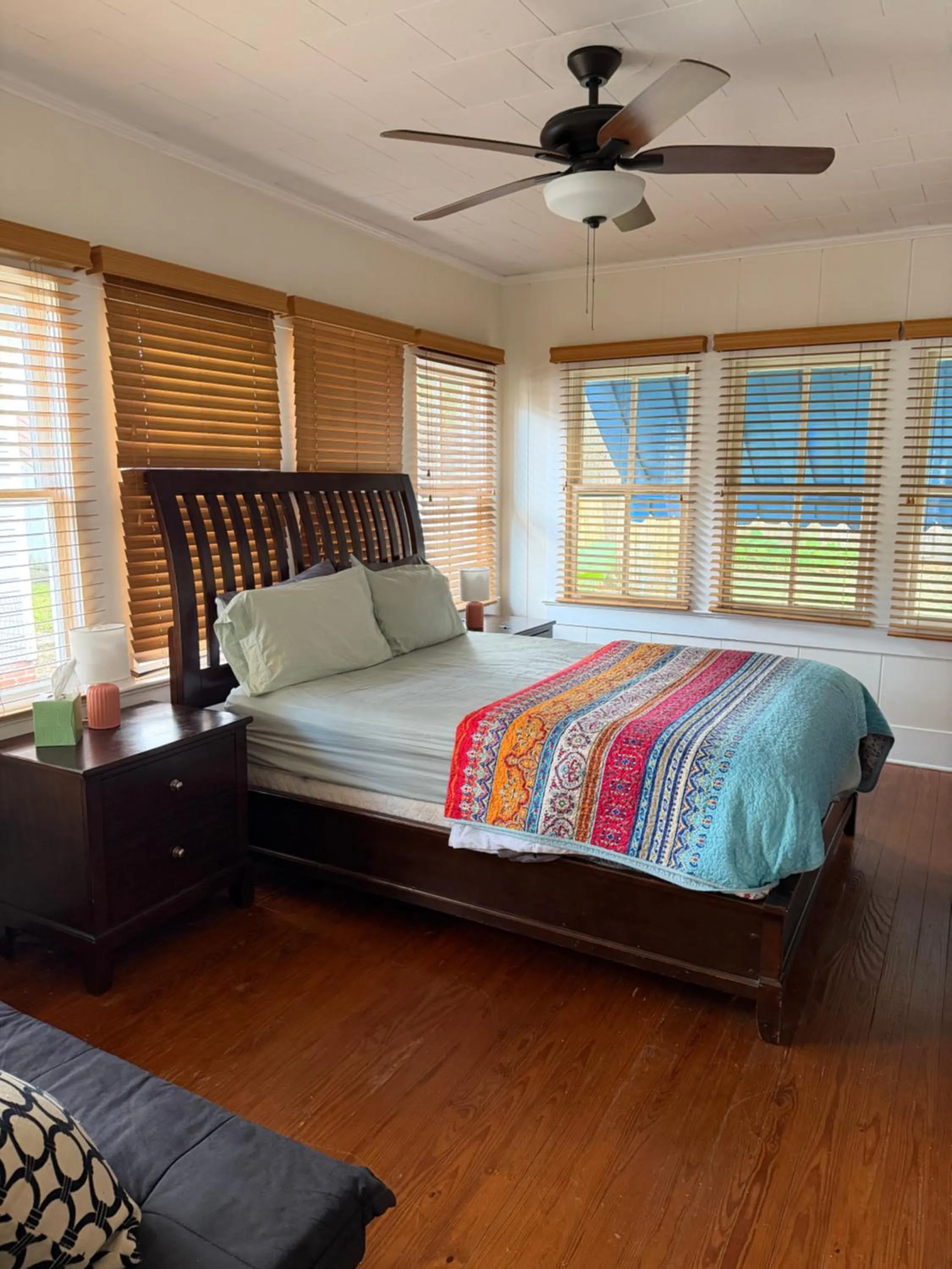 Bed in Blue Moon Guest House