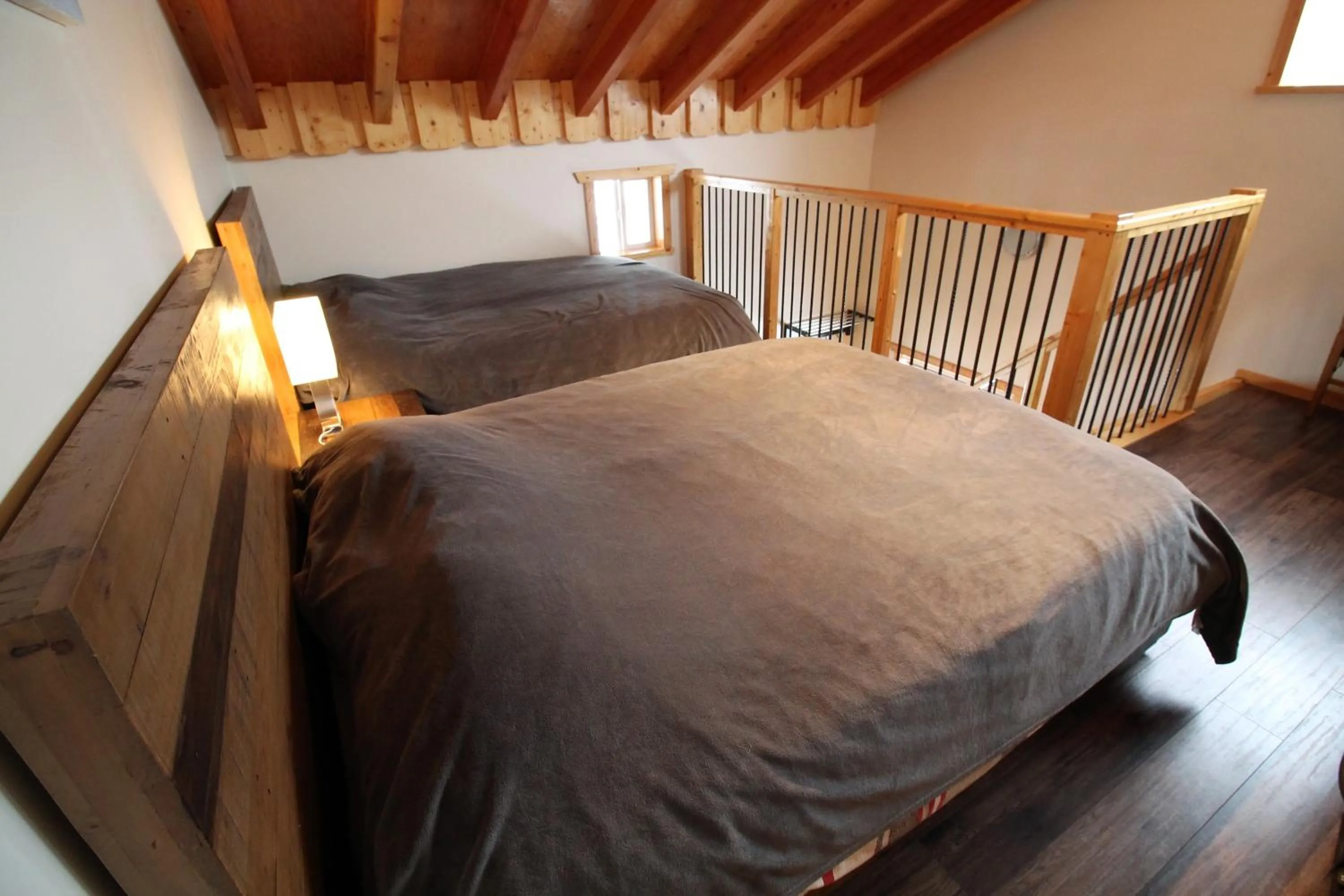 Bed in Red Cariboo Apartments