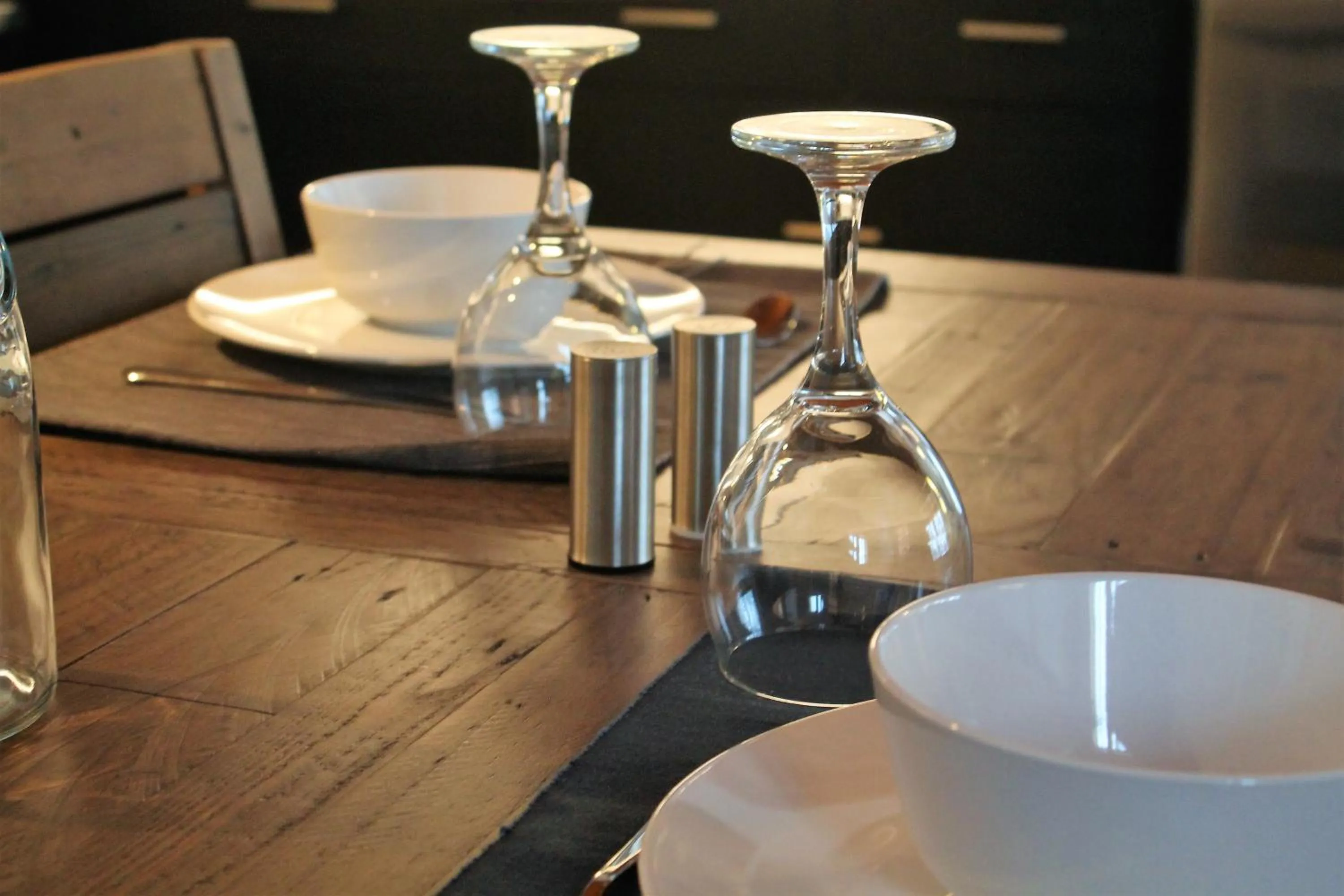 Coffee/tea facilities in Red Cariboo Apartments