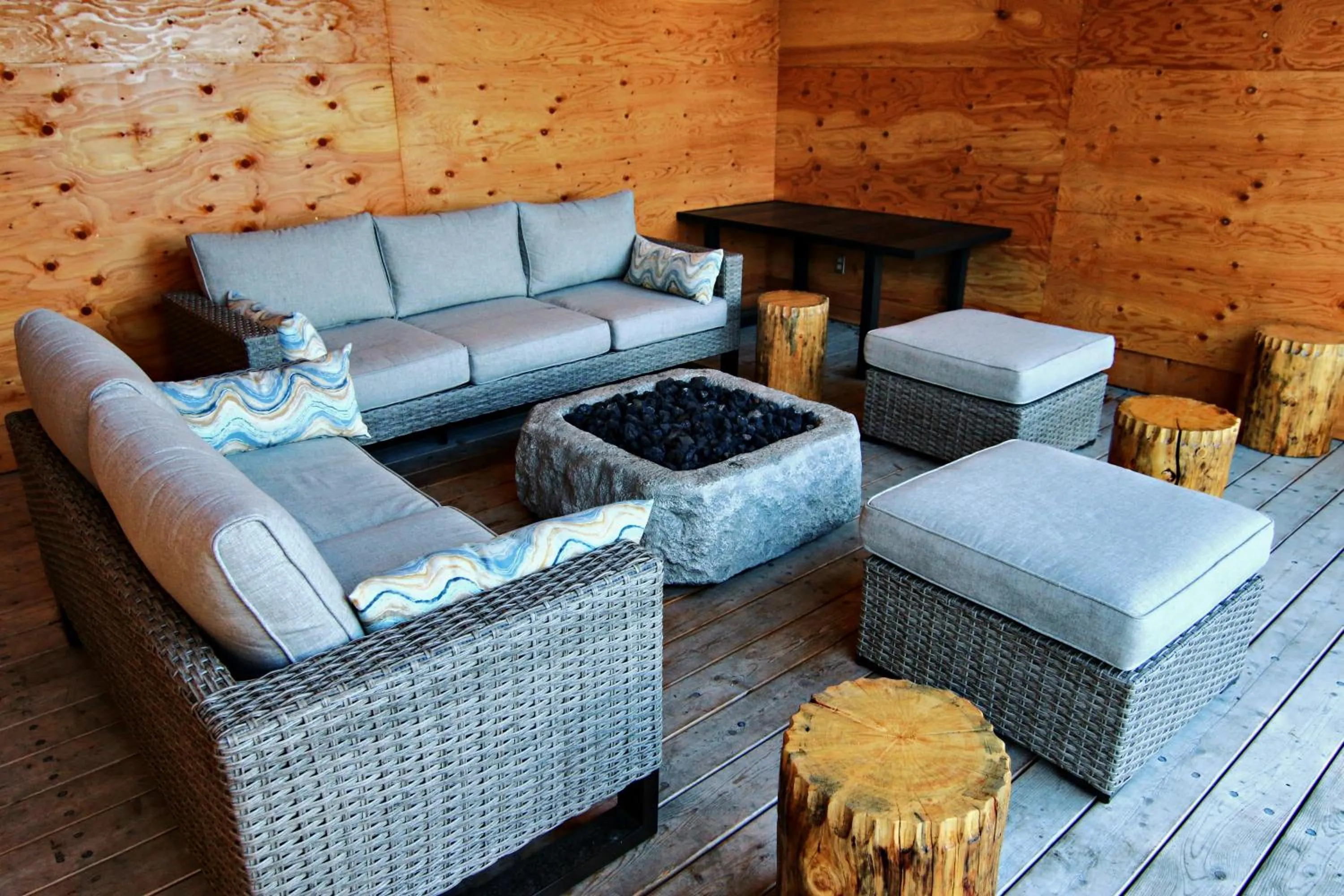 Patio in Red Cariboo Apartments