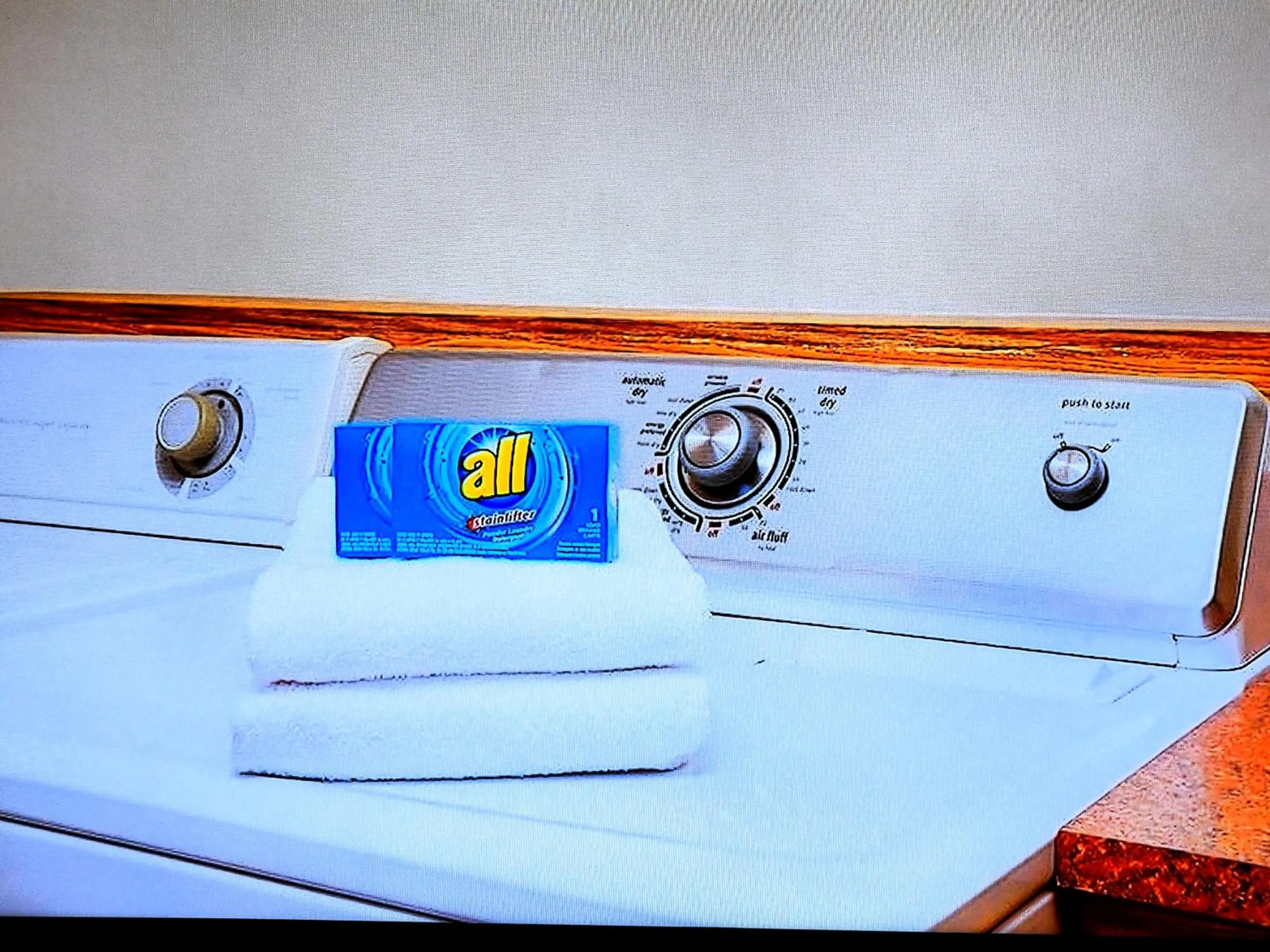 laundry, Bed in Days Inn by Wyndham Camp Verde Arizona