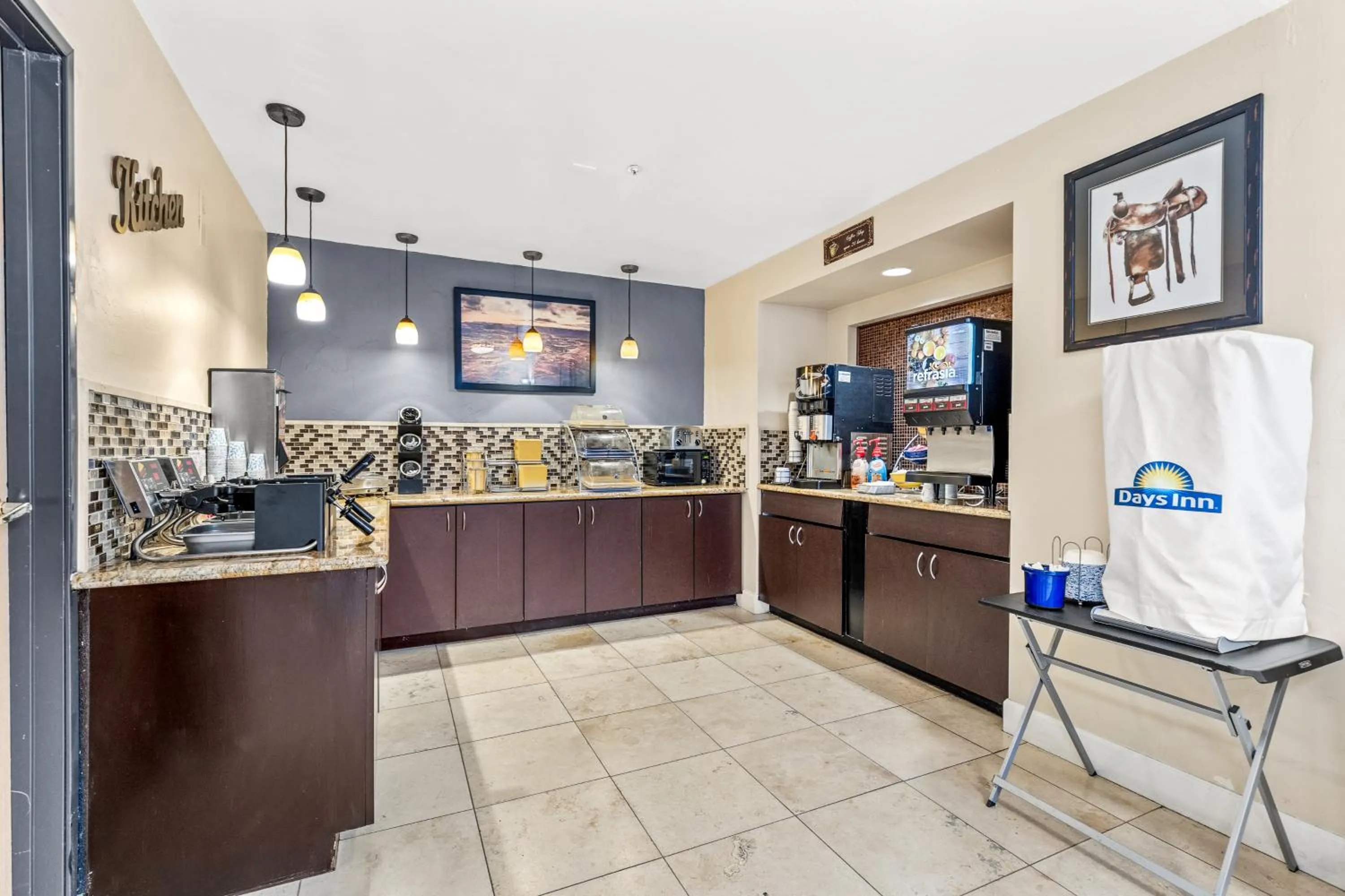 Coffee/tea facilities in Days Inn by Wyndham Camp Verde Arizona