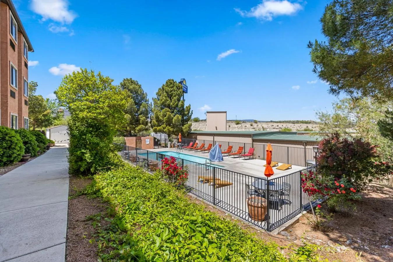 Garden in Days Inn by Wyndham Camp Verde Arizona