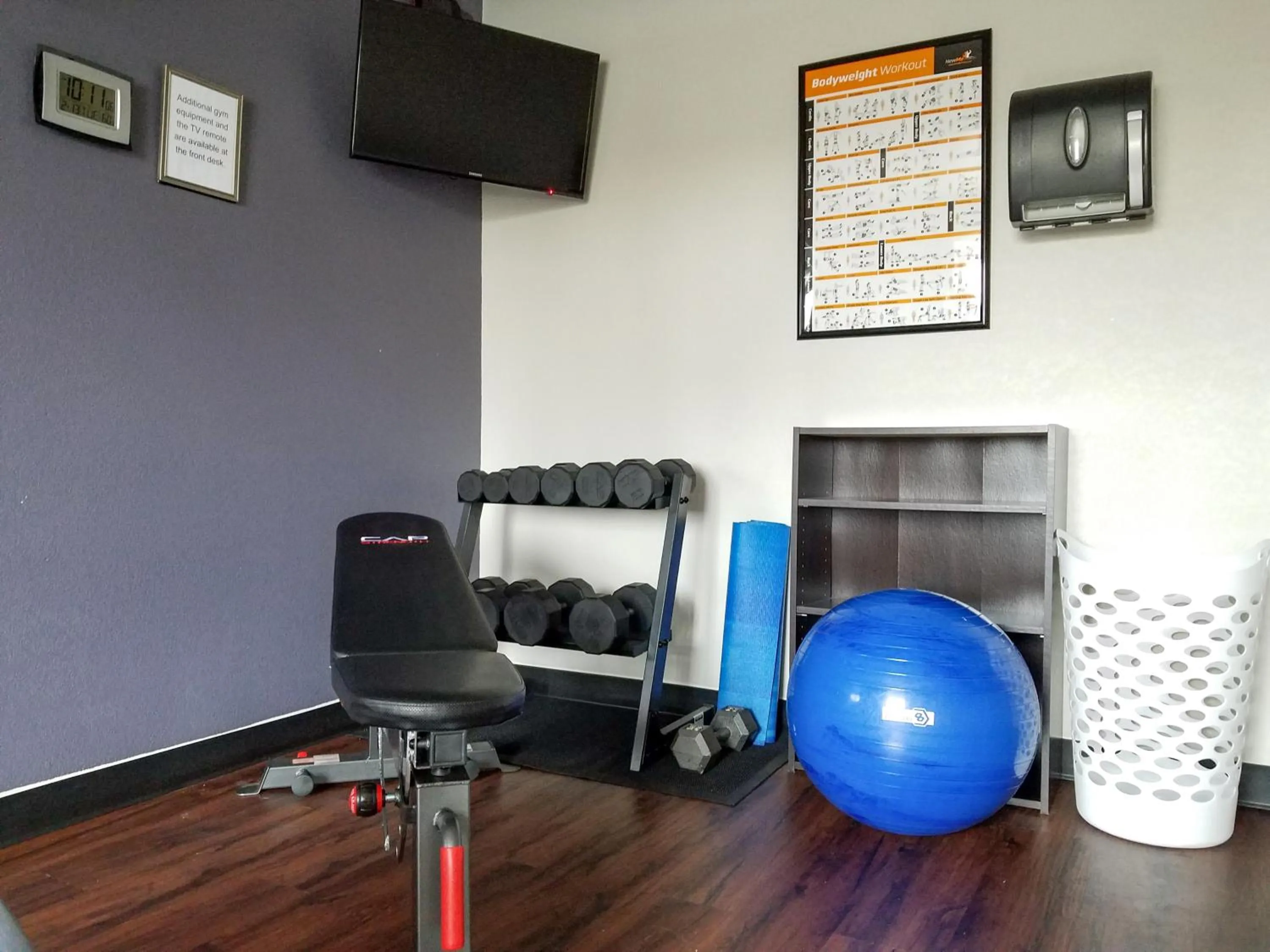 Fitness centre/facilities in Microtel Inn & Suites by Wyndham London