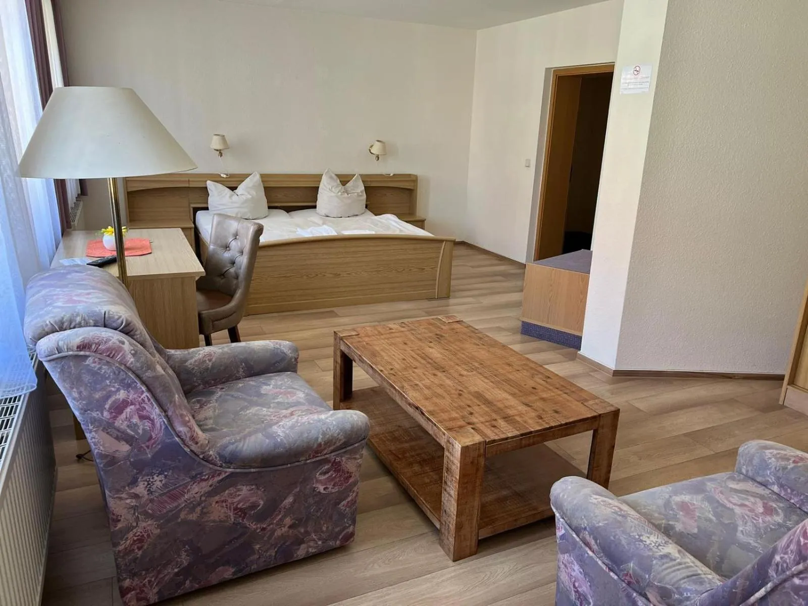 Bed in Hotel Goldenes Schiff