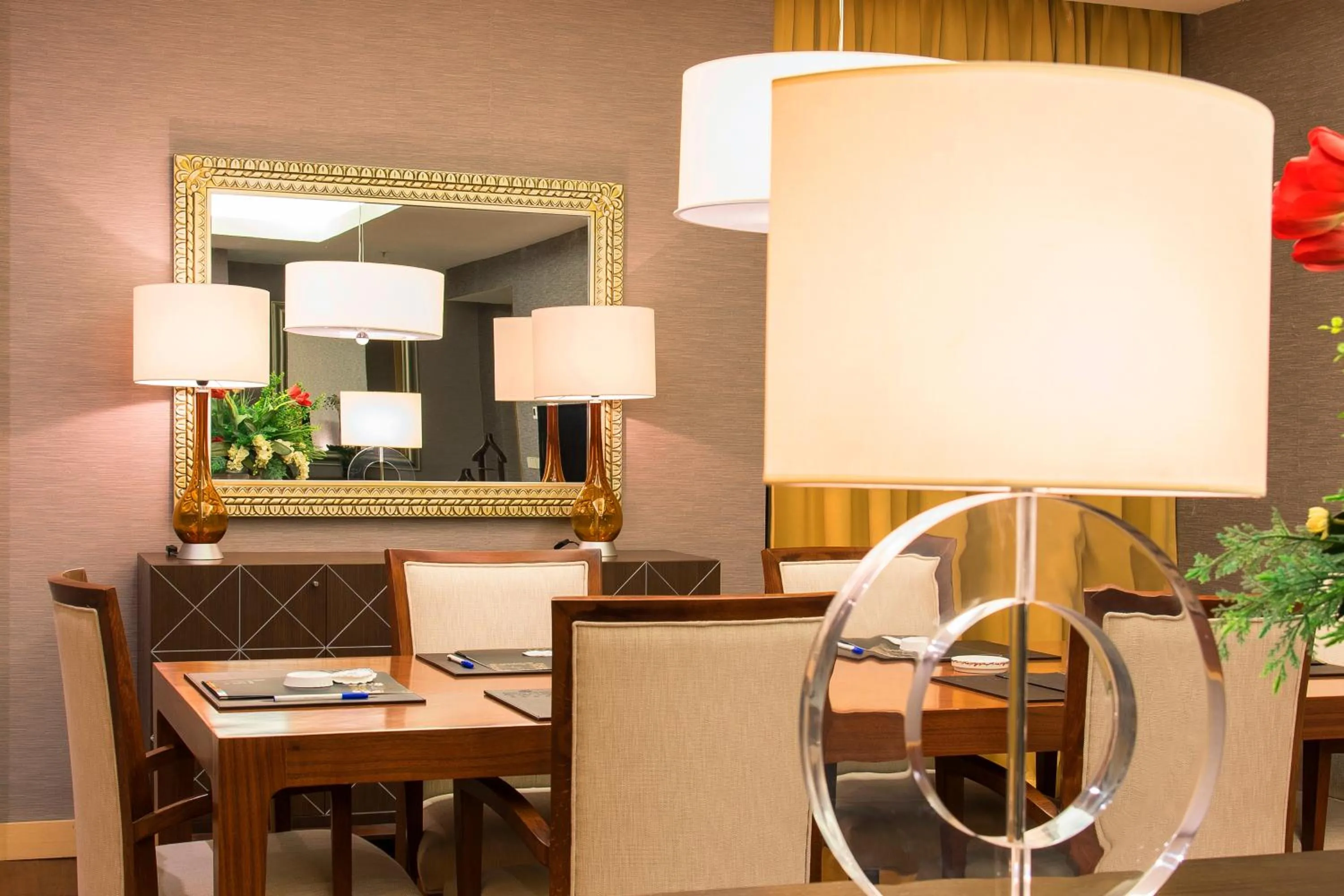 Seating area in Hotel Grand Swiss