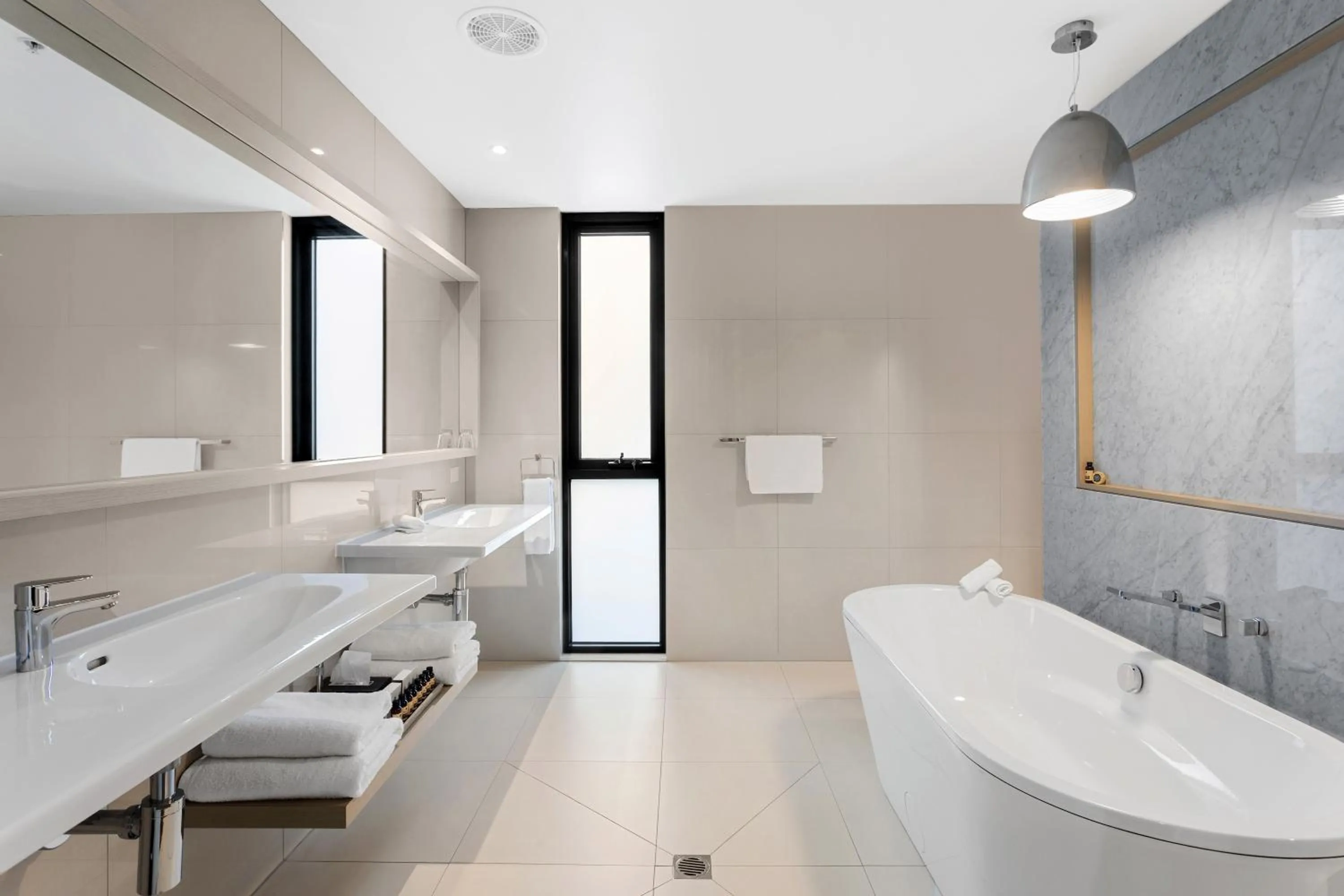 Quarters at Flinders Hotel