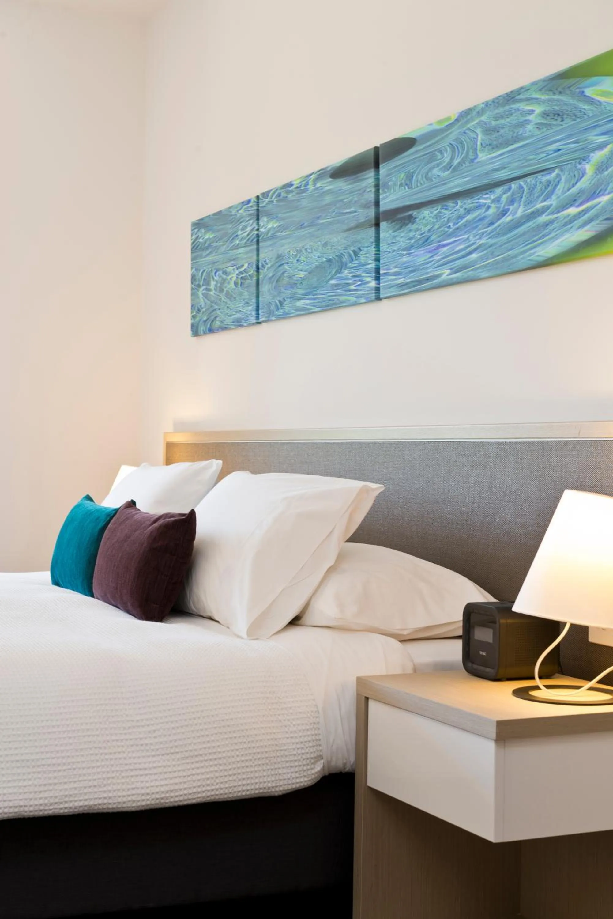 Bedroom, Bed in Quarters at Flinders Hotel