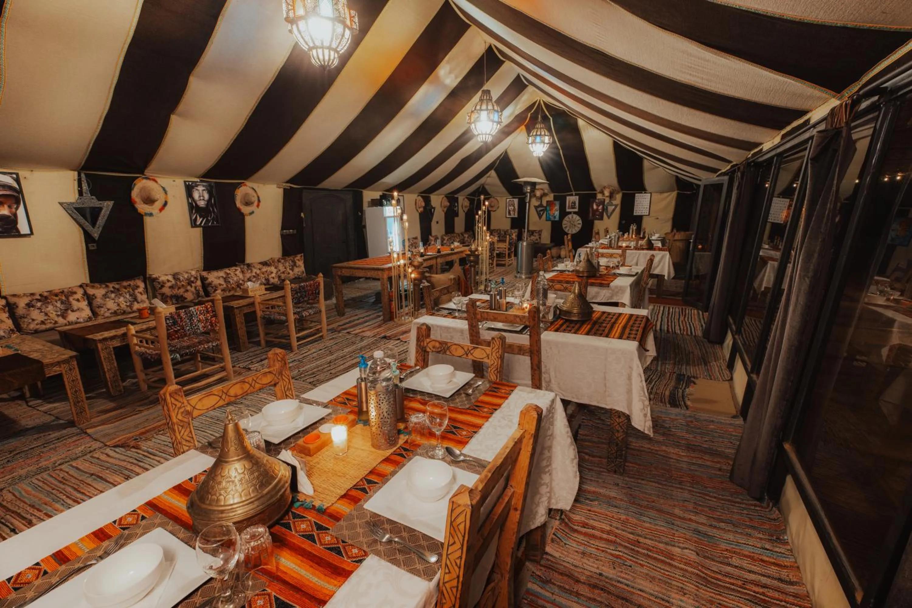 Restaurant/places to eat in Tassili Luxury Desert Camp