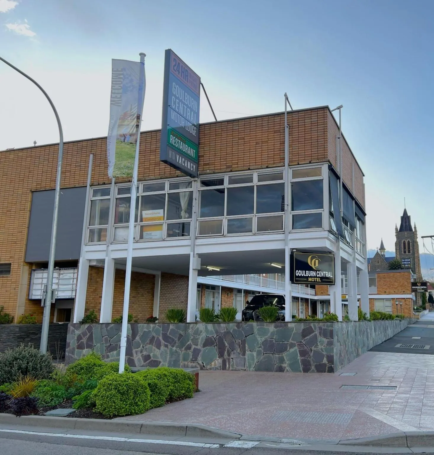 Property building in Goulburn Central Motel