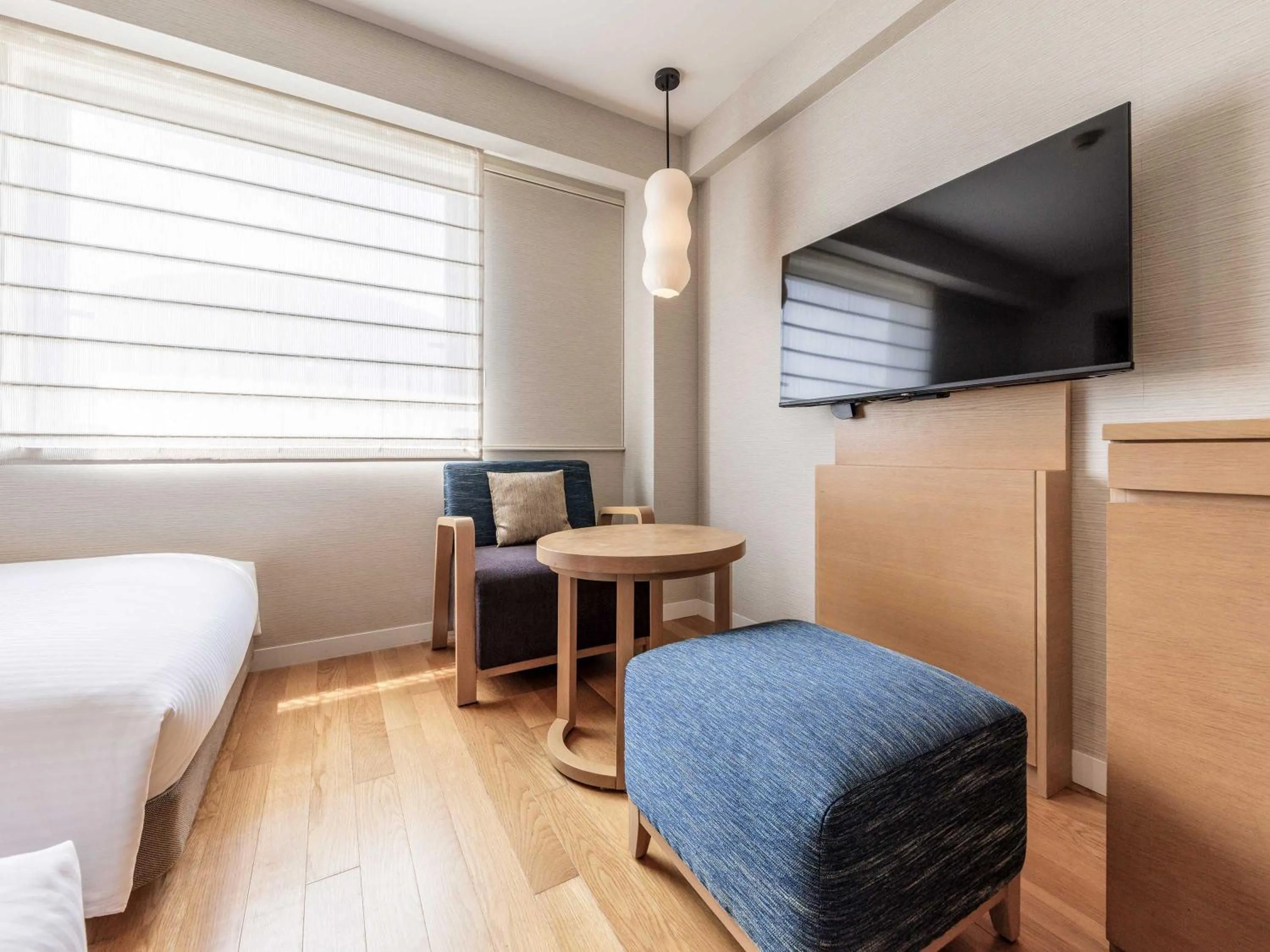 TV and multimedia, Bed in Nishitetsu Hotel Croom Hakata