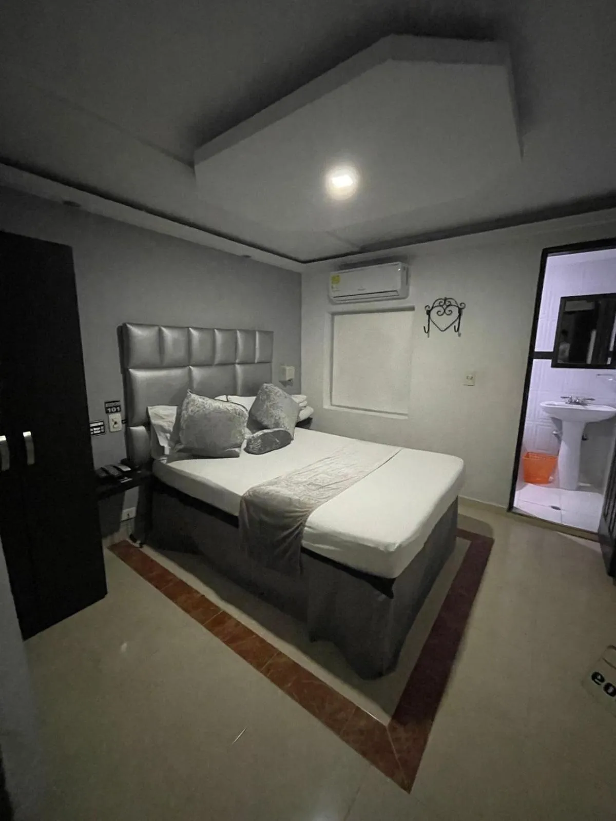 Bed in Hotel Plaza Norte Cali