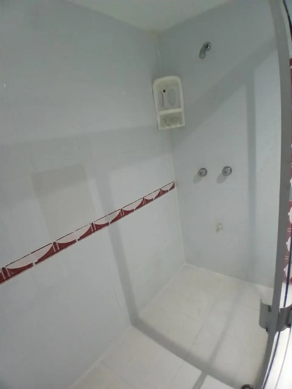 Shower in Hotel Plaza Norte Cali