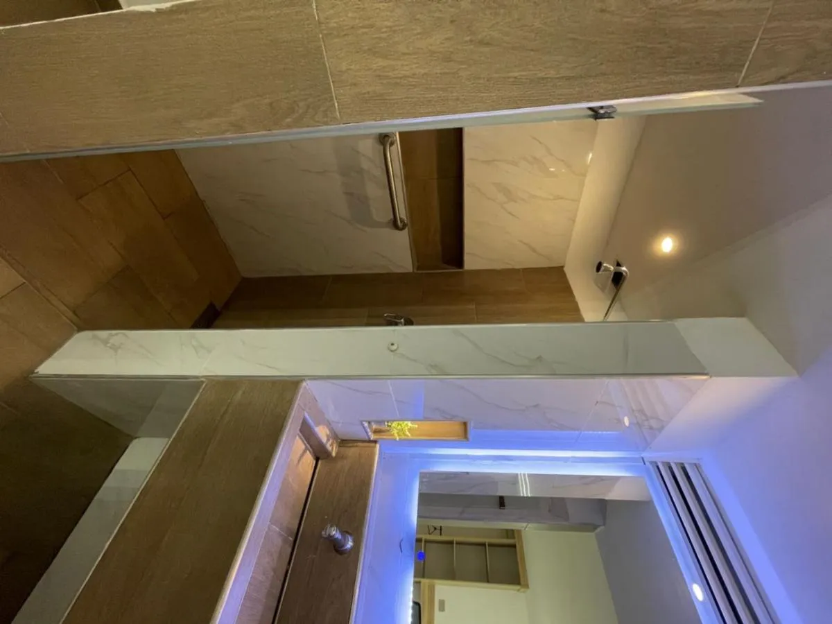 Shower in Hotel Plaza Norte Cali