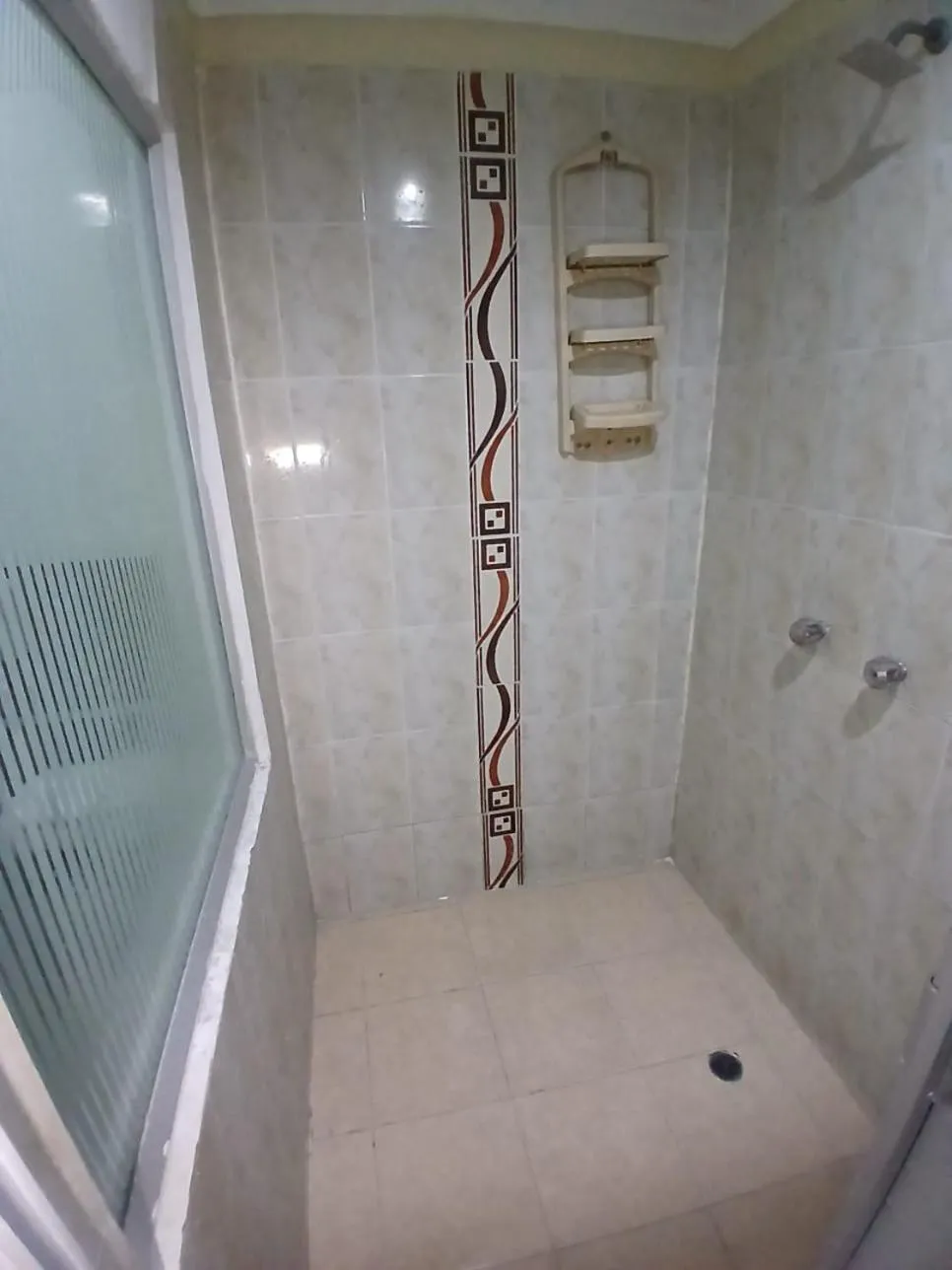 Shower in Hotel Plaza Norte Cali