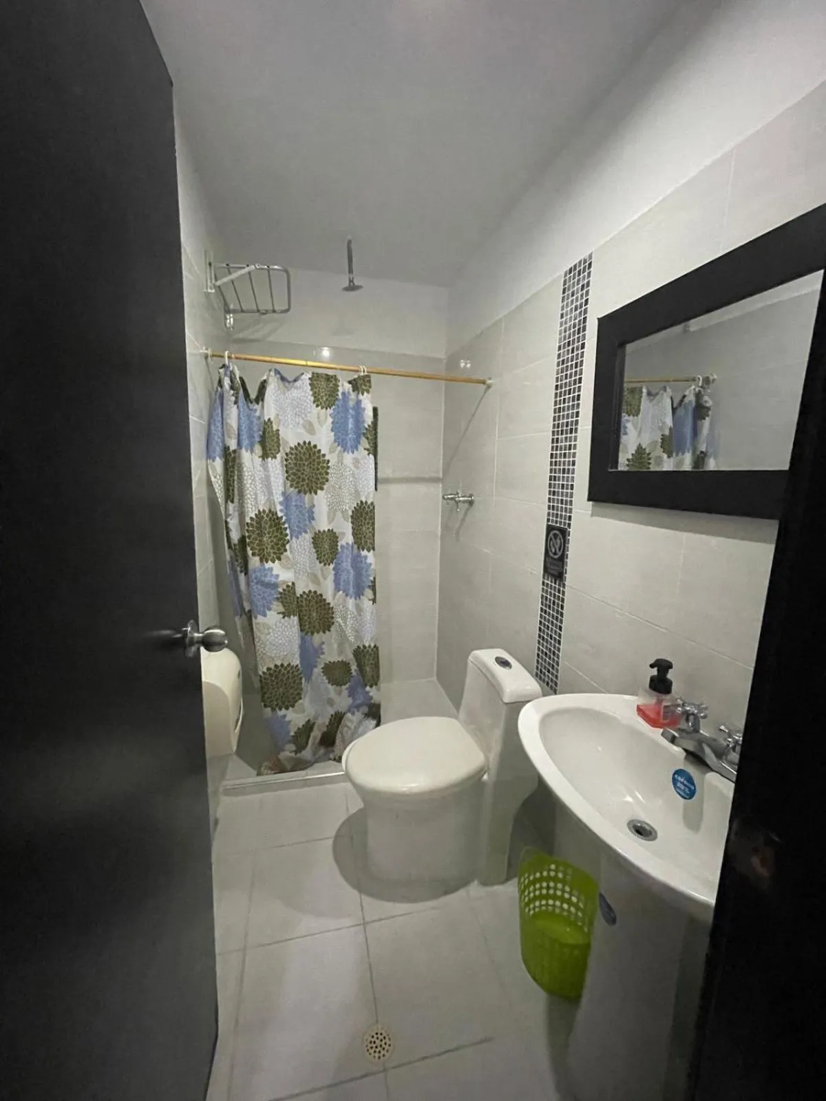 Shower in Hotel Plaza Norte Cali