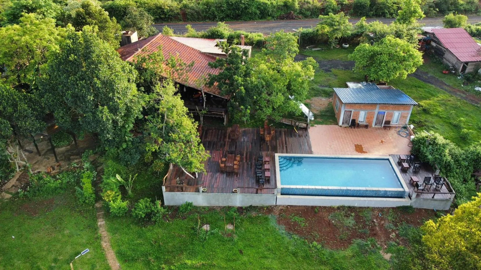 Restaurant/places to eat in Nature Lodge