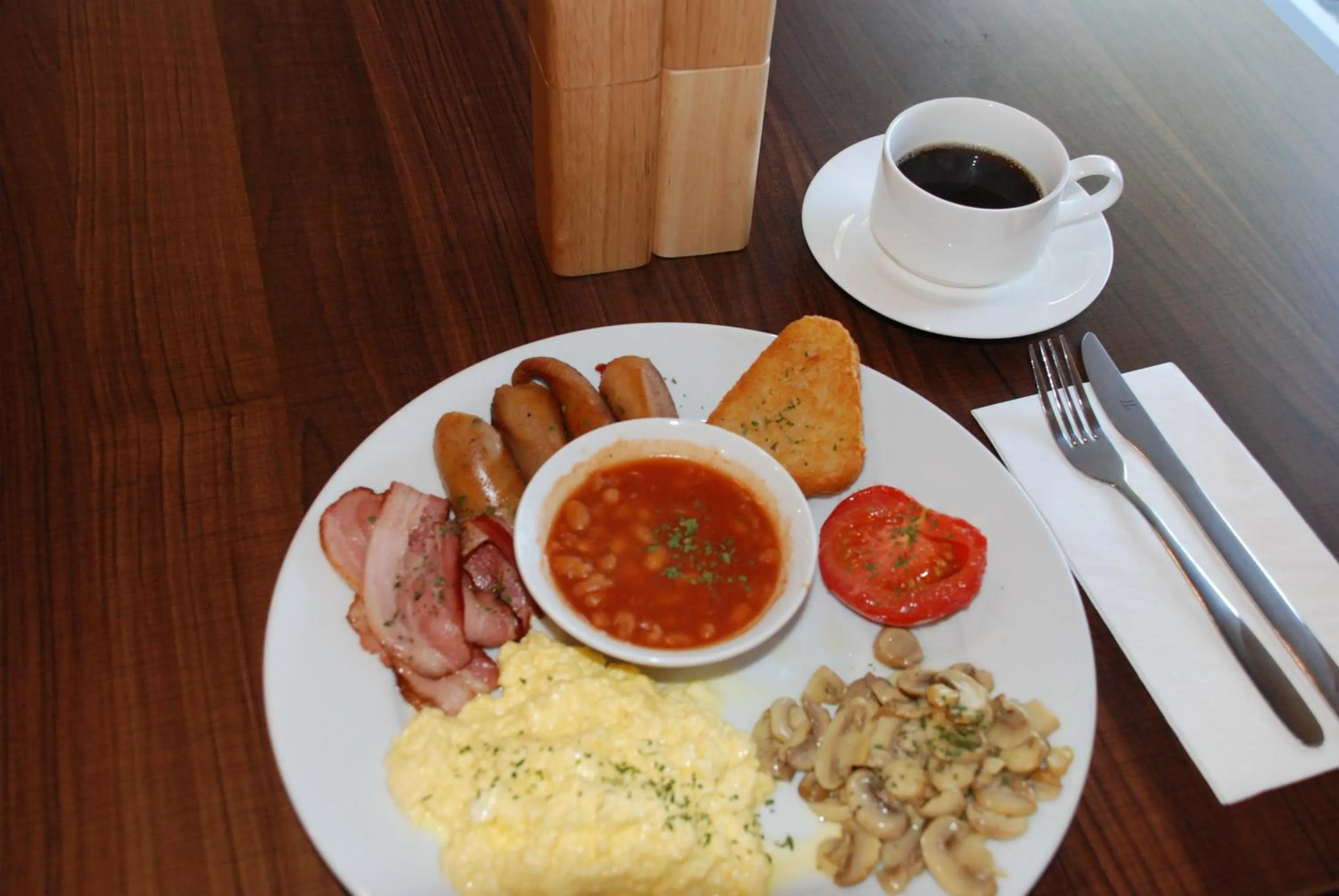 Breakfast in Auckland Airport Kiwi Hotel