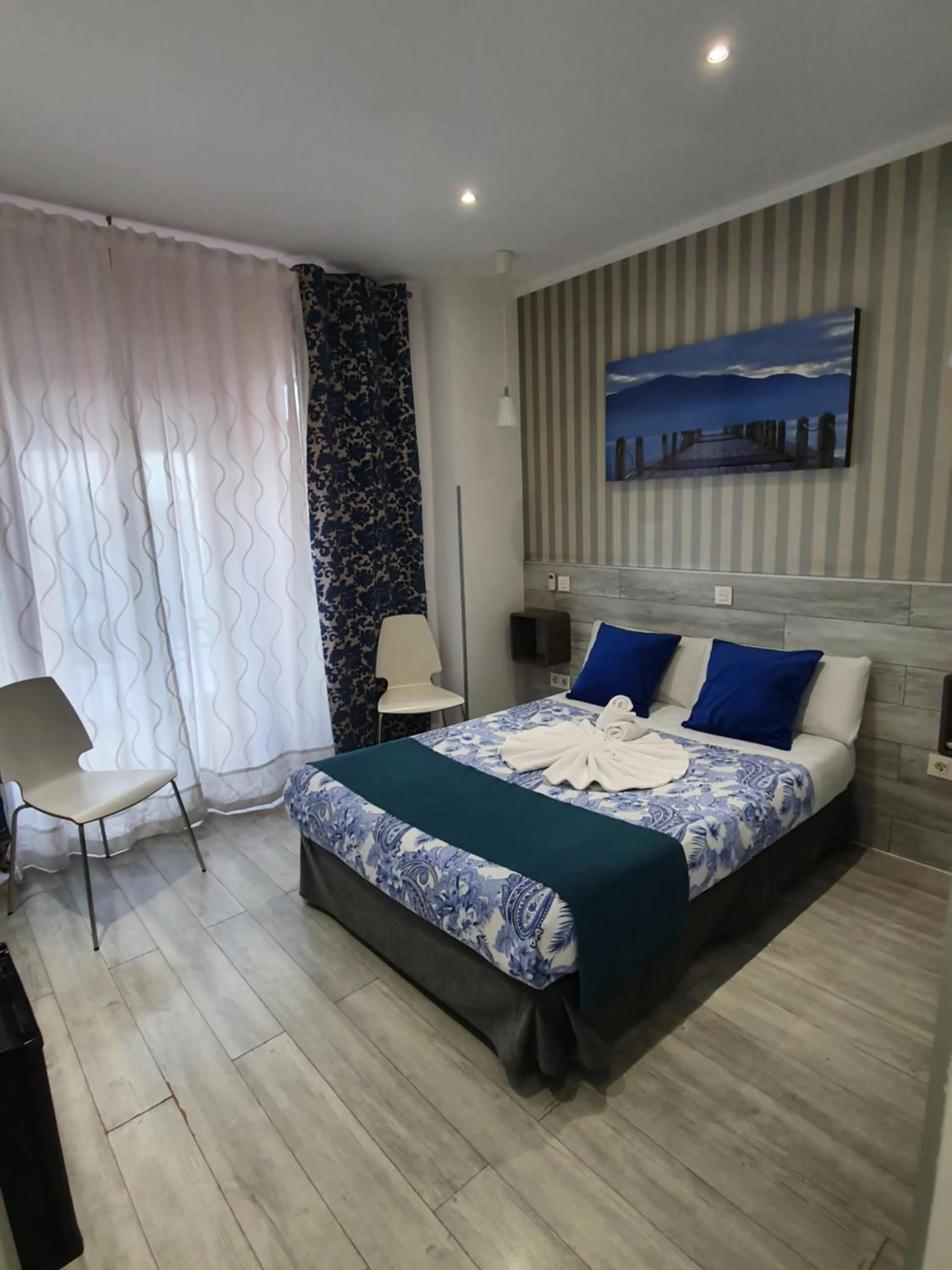 Photo of the whole room, Bed in Hostal Main Street Madrid