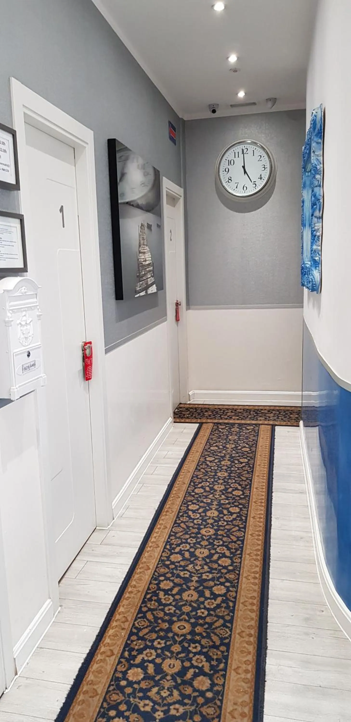 Lobby or reception in Hostal Main Street Madrid