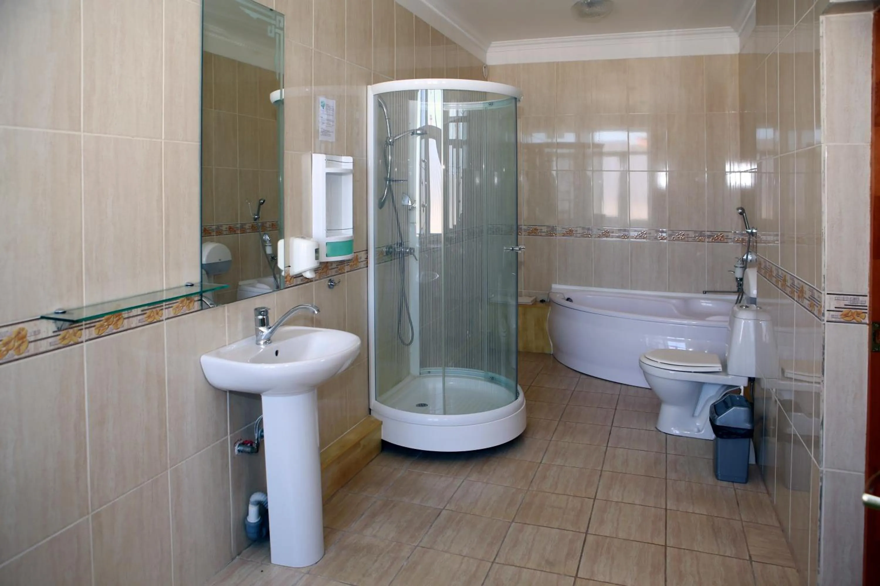 Lucia with Self Check-in