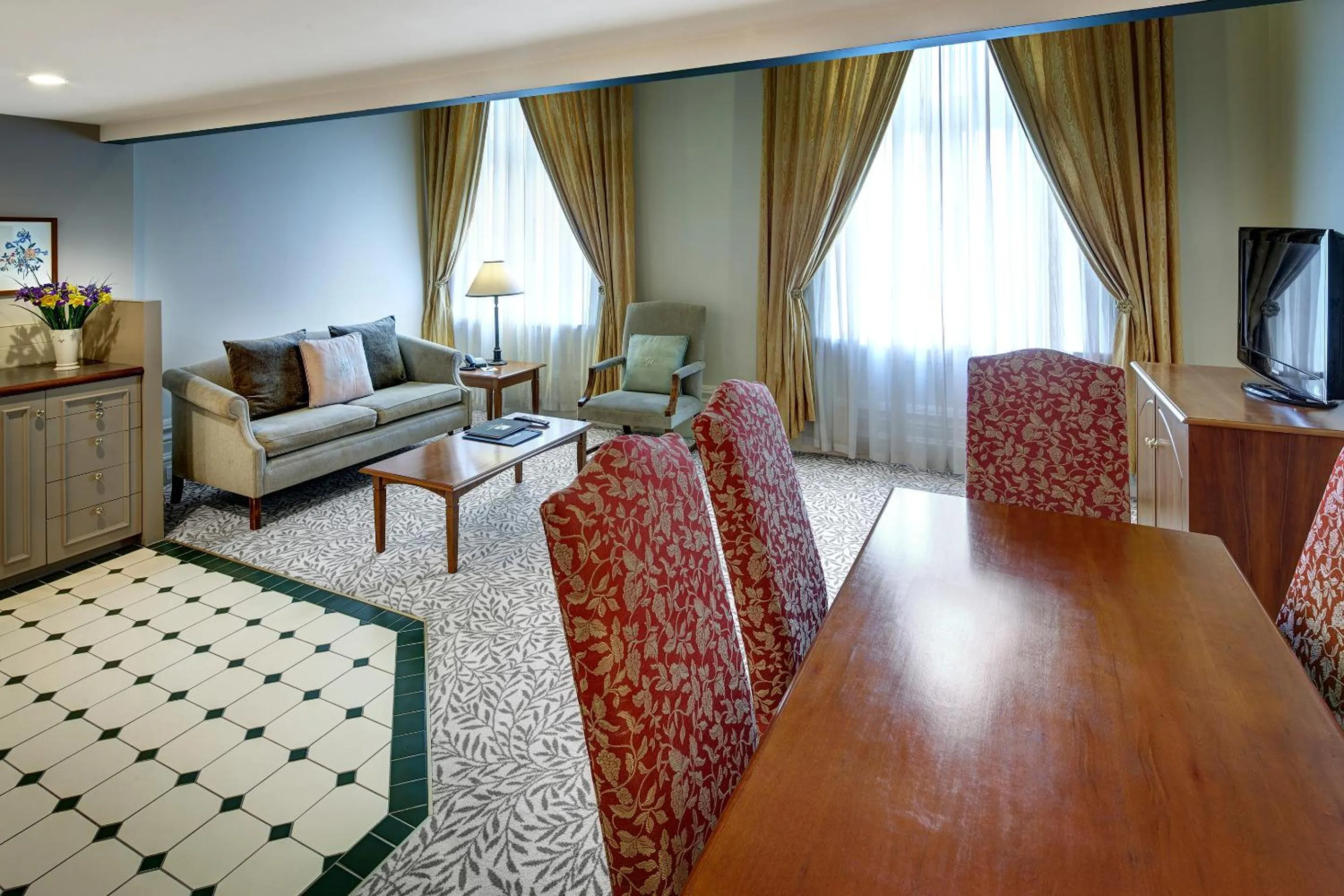 Seating area in Adina Heritage Christchurch