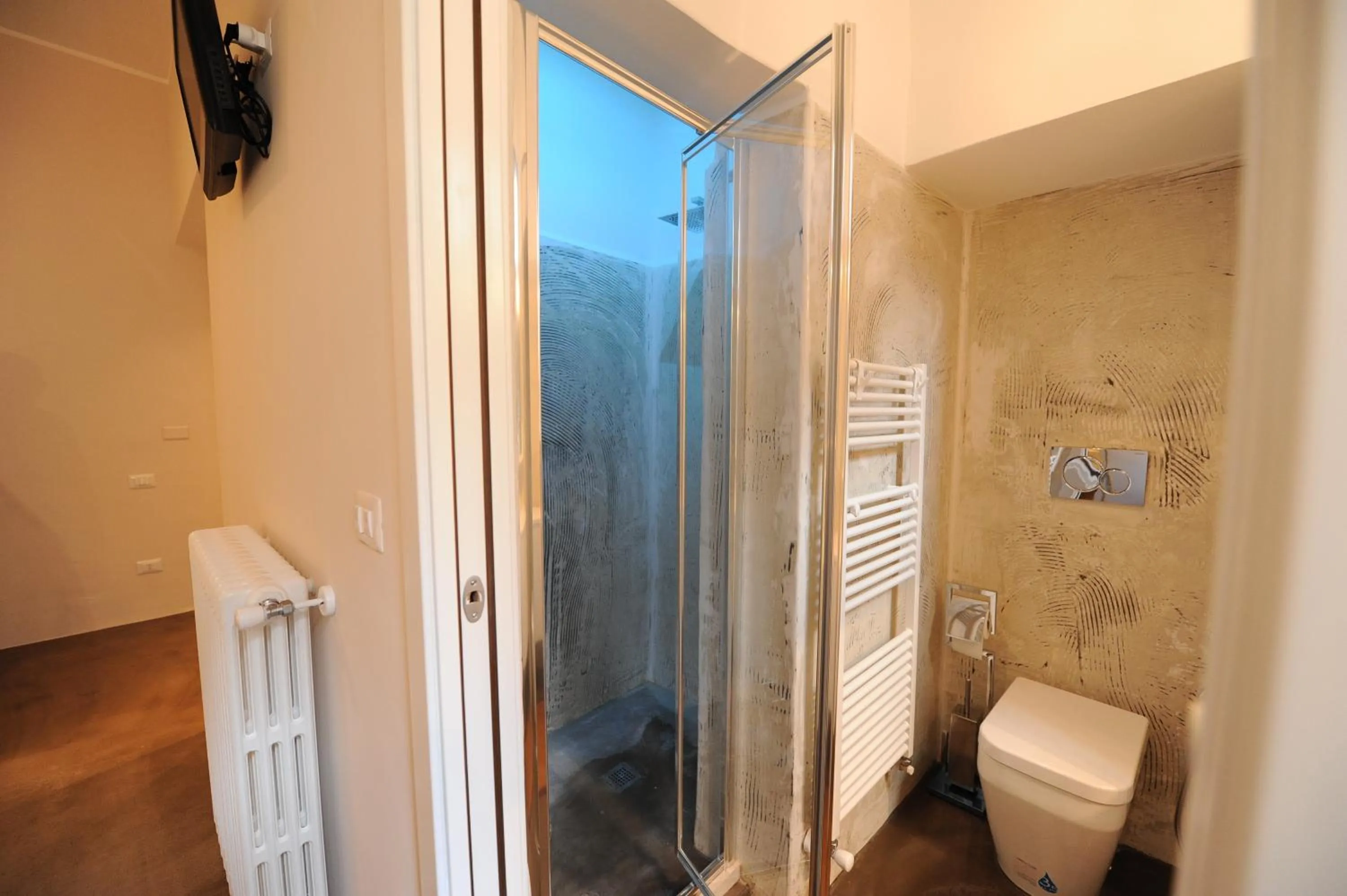 Bathroom in Azzurretta Guest House