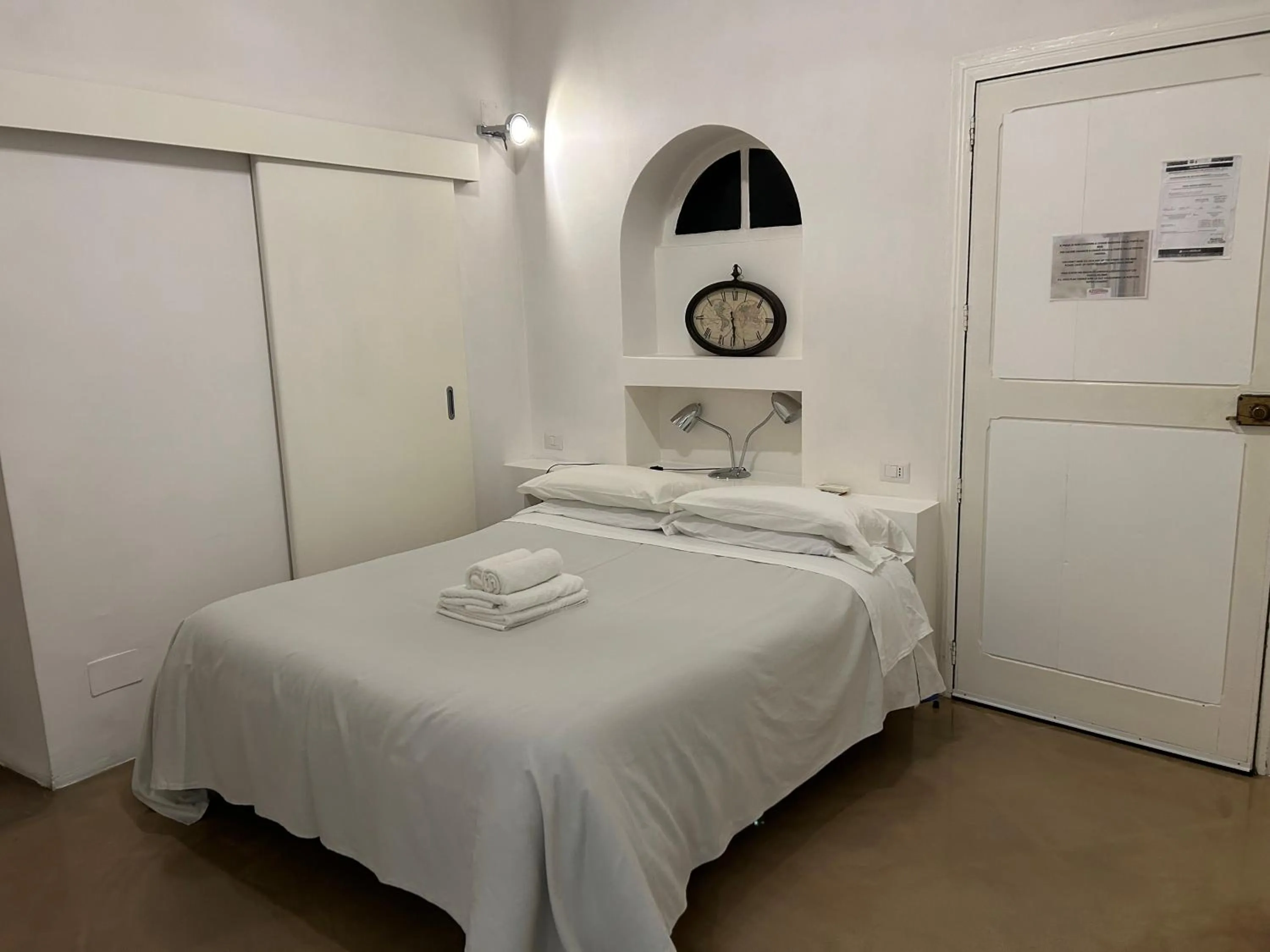 Bed in Azzurretta Guest House