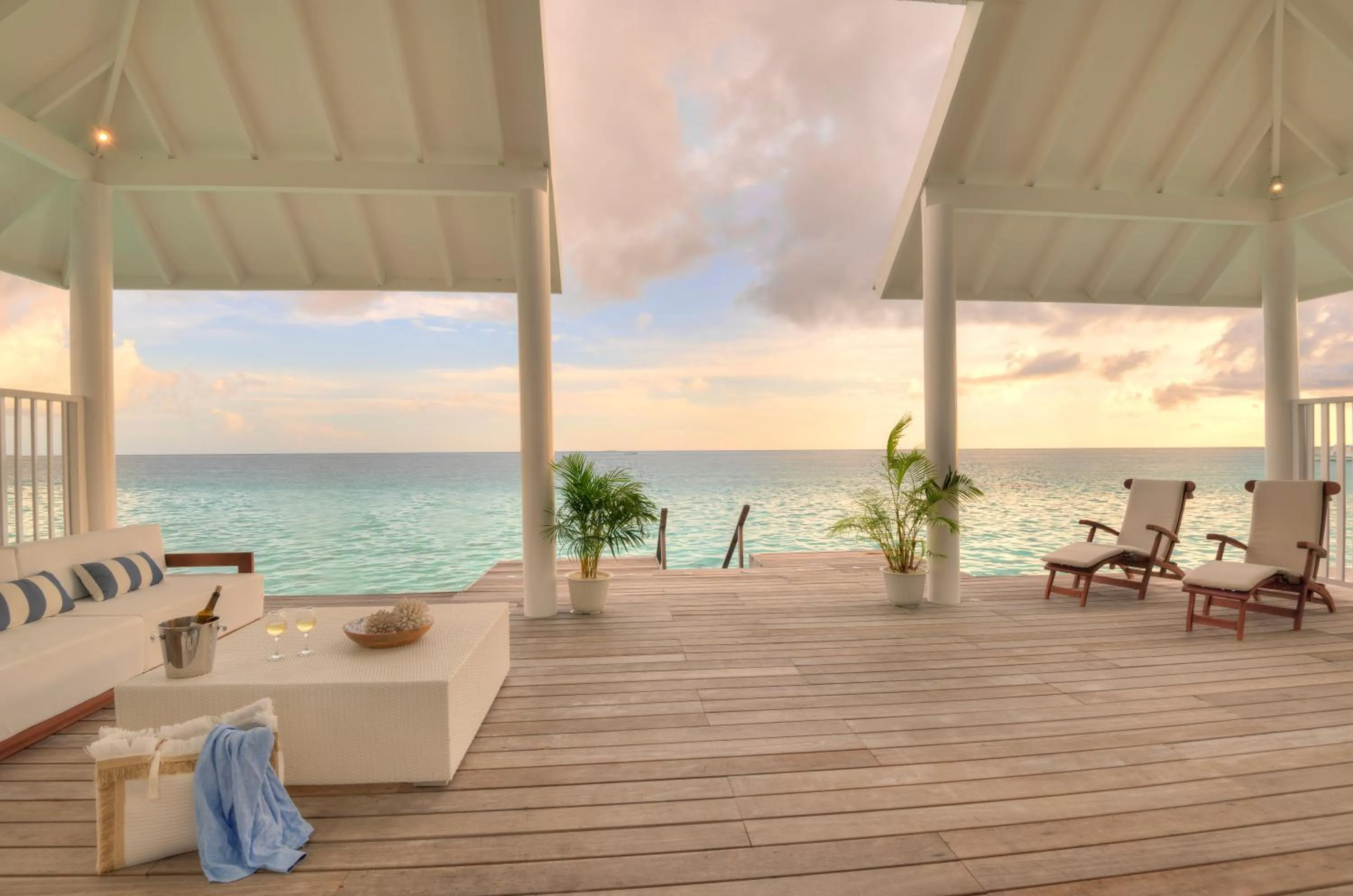 Balcony/Terrace in Diamonds Athuruga Maldives Resort & Spa