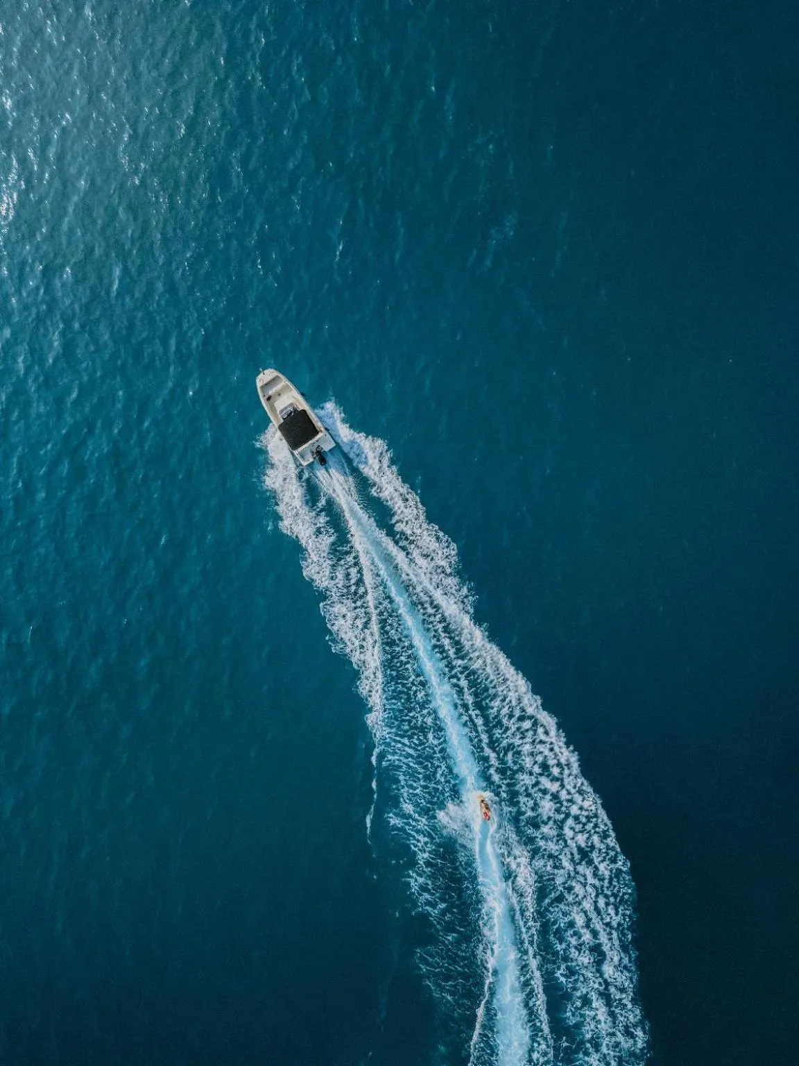 Activities in Diamonds Athuruga Maldives Resort & Spa