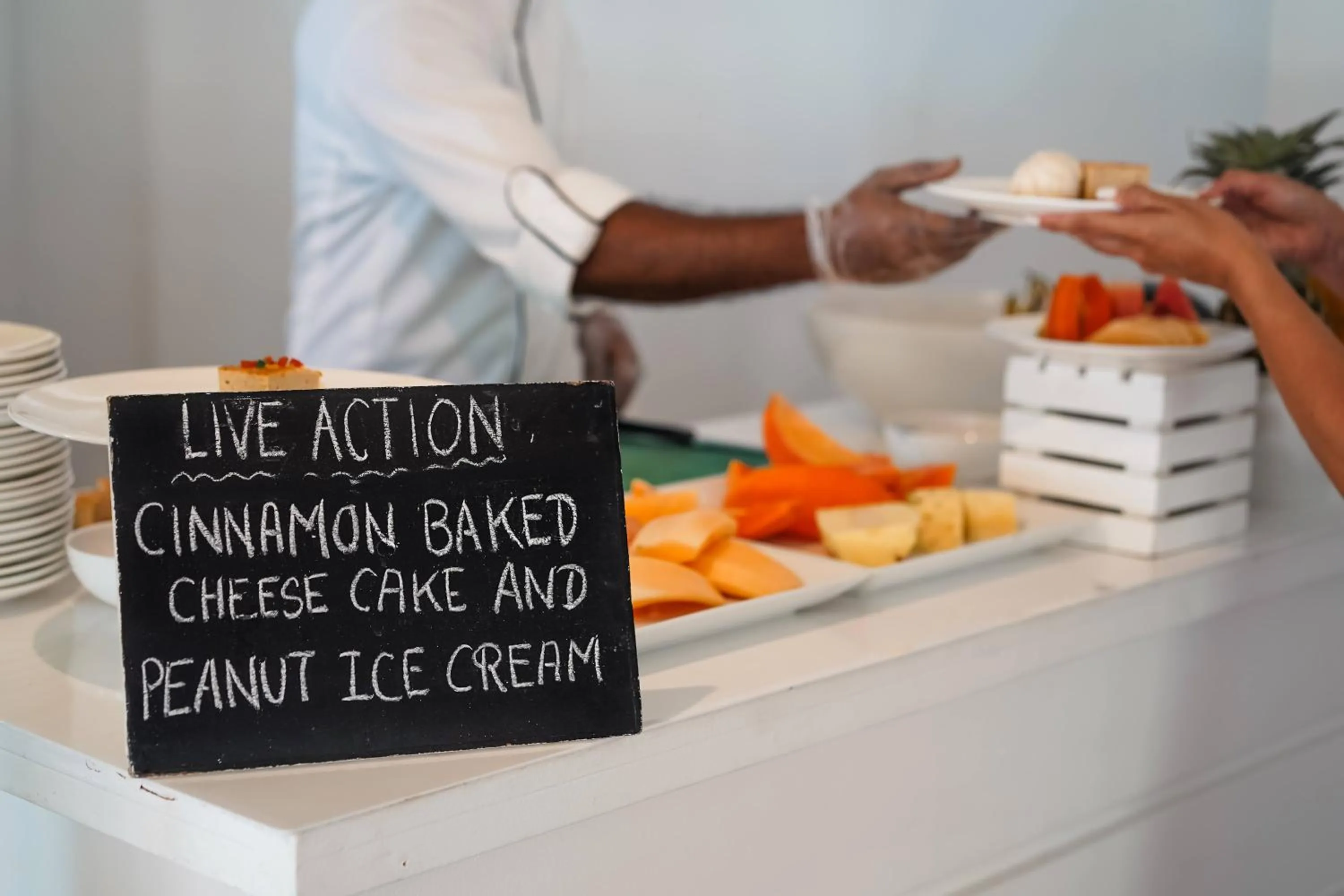Breakfast in Diamonds Athuruga Maldives Resort & Spa
