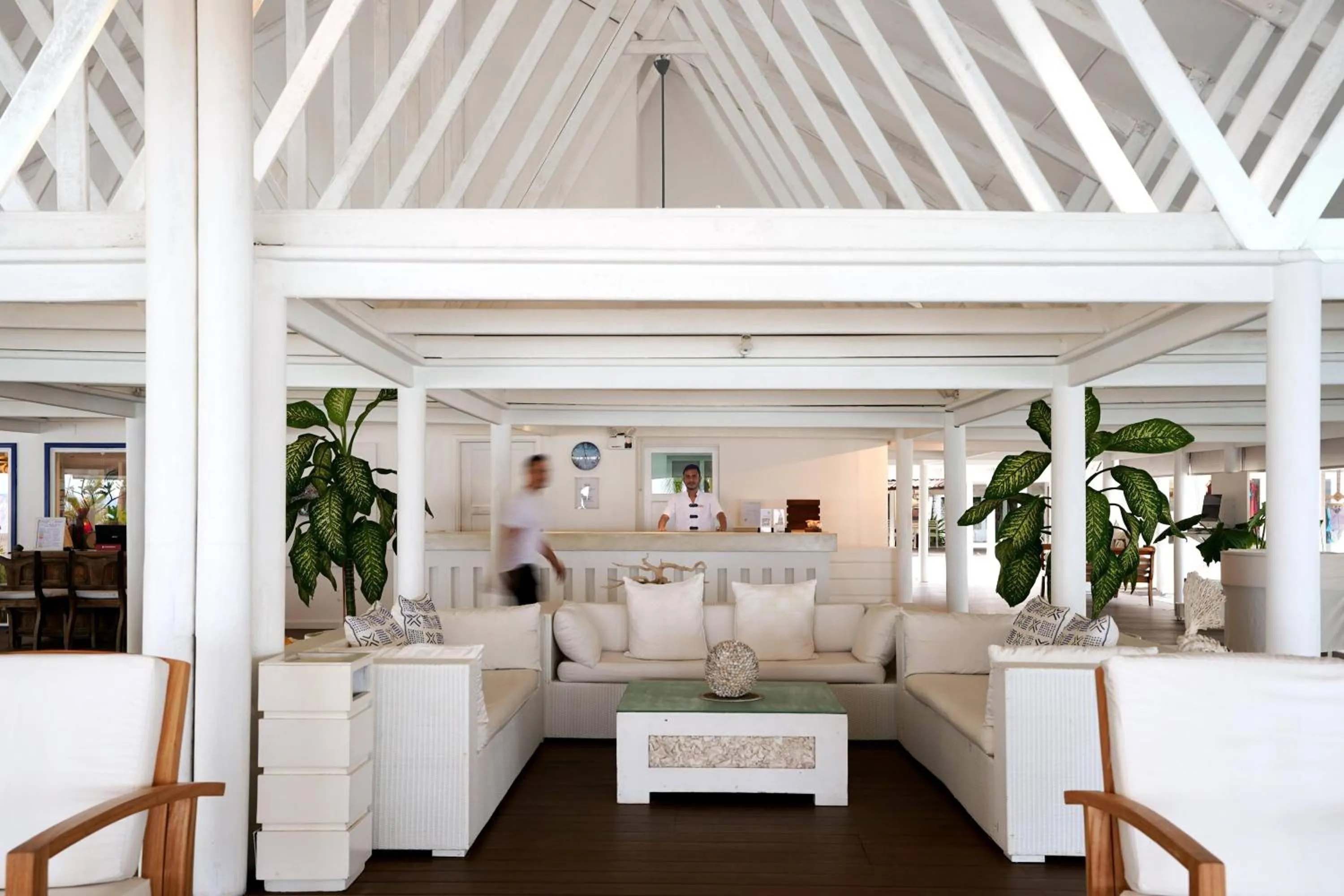 Lobby or reception in Diamonds Athuruga Maldives Resort & Spa