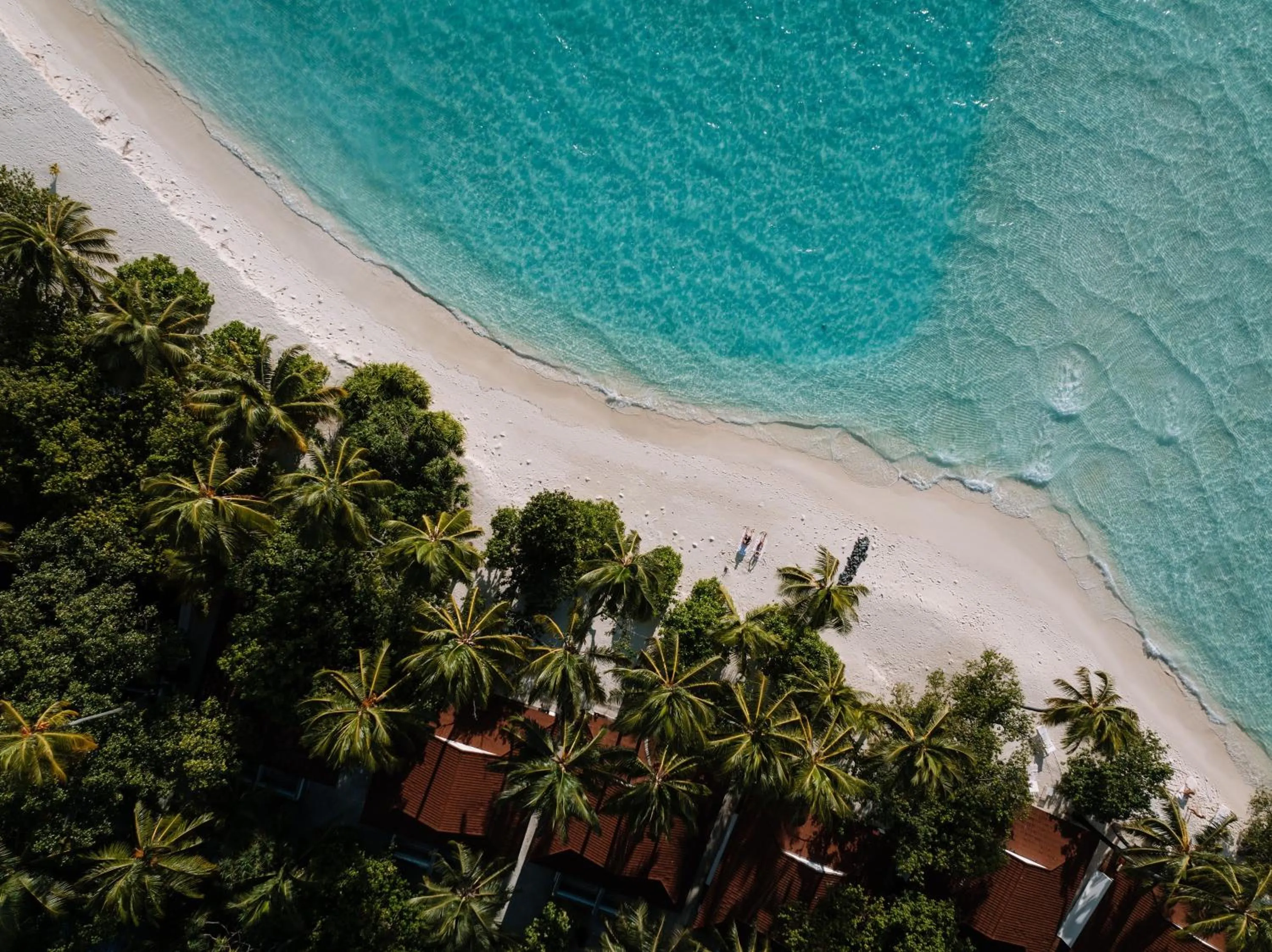 Property building in Diamonds Athuruga Maldives Resort & Spa