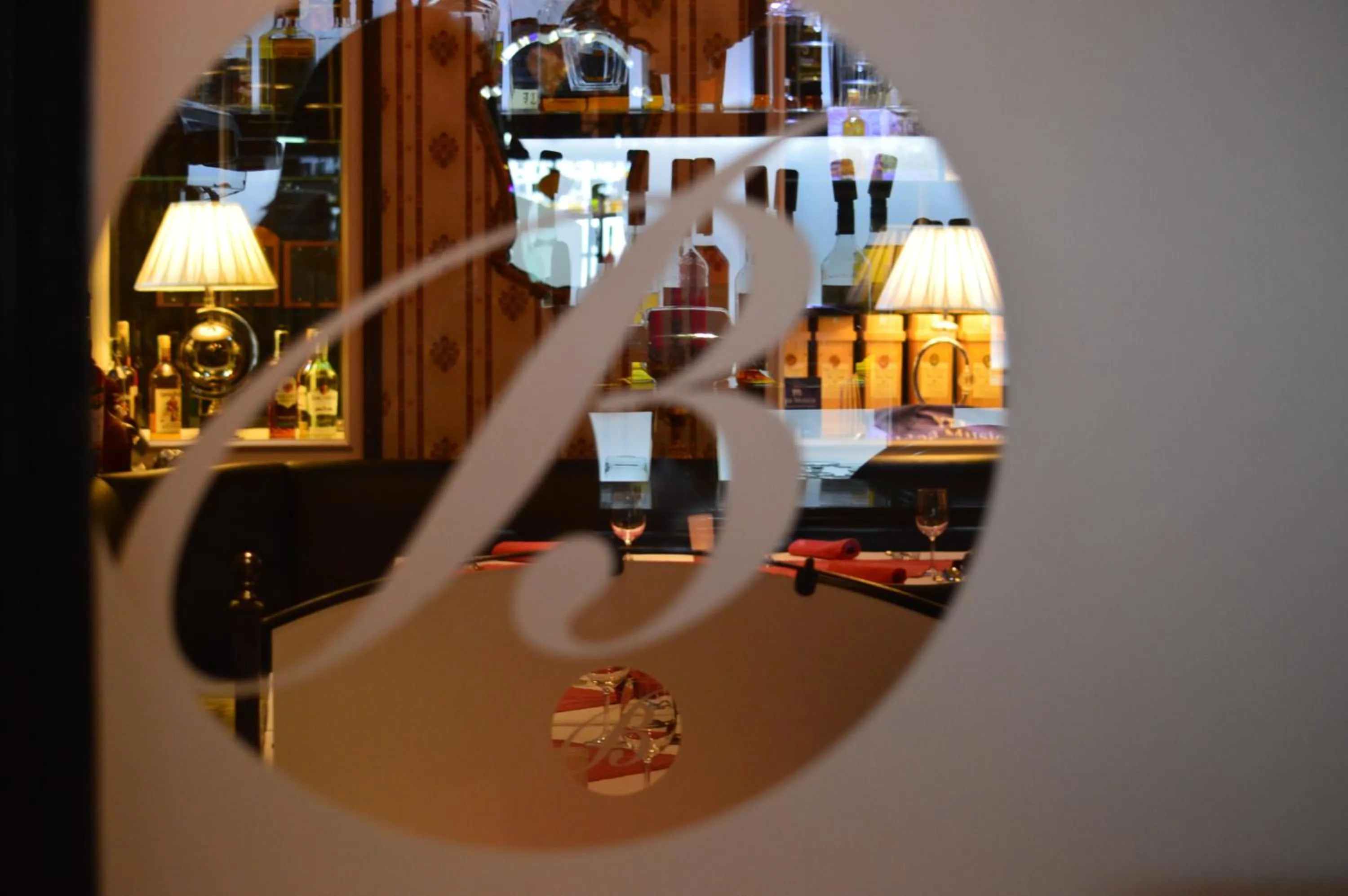 Restaurant/places to eat in Hotel Berg