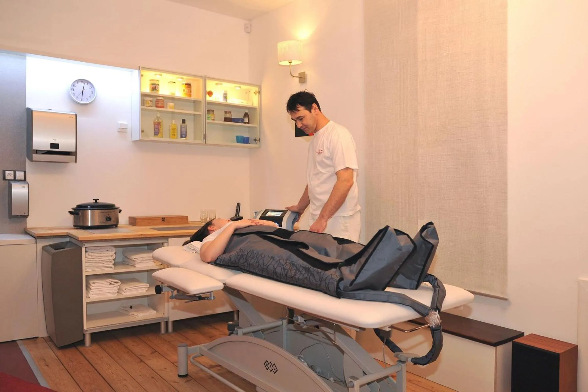 People in Hotel Berg