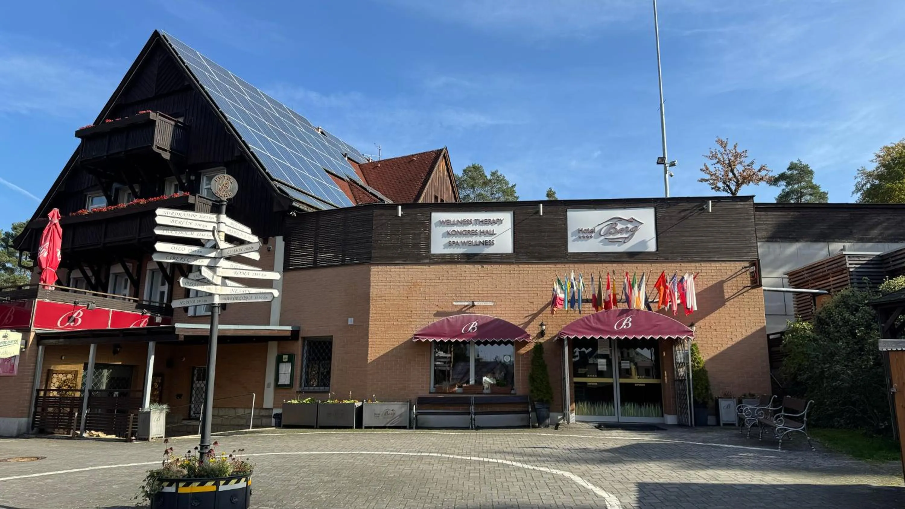 Property building in Hotel Berg